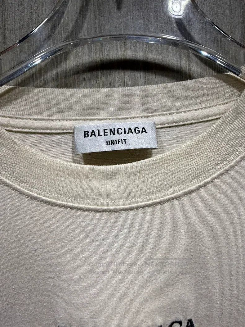 Balenciaga Balenciaga White Short Sleeve T-Shirt Size US S / EU 44-46 / 1 - 3 Thumbnail