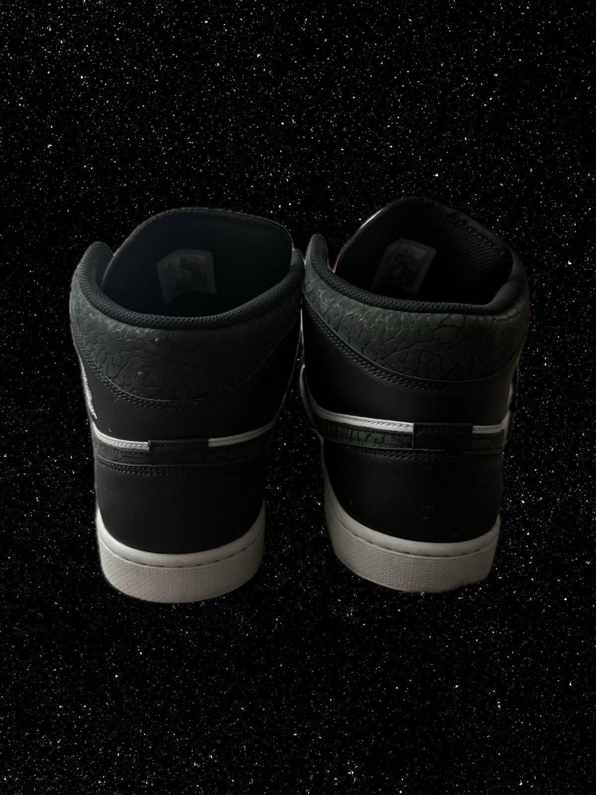 Jordan Brand Nike Air Jordan 1 Mid SE 'Panda Elephant' Size US 13 / EU 46 - 6 Thumbnail