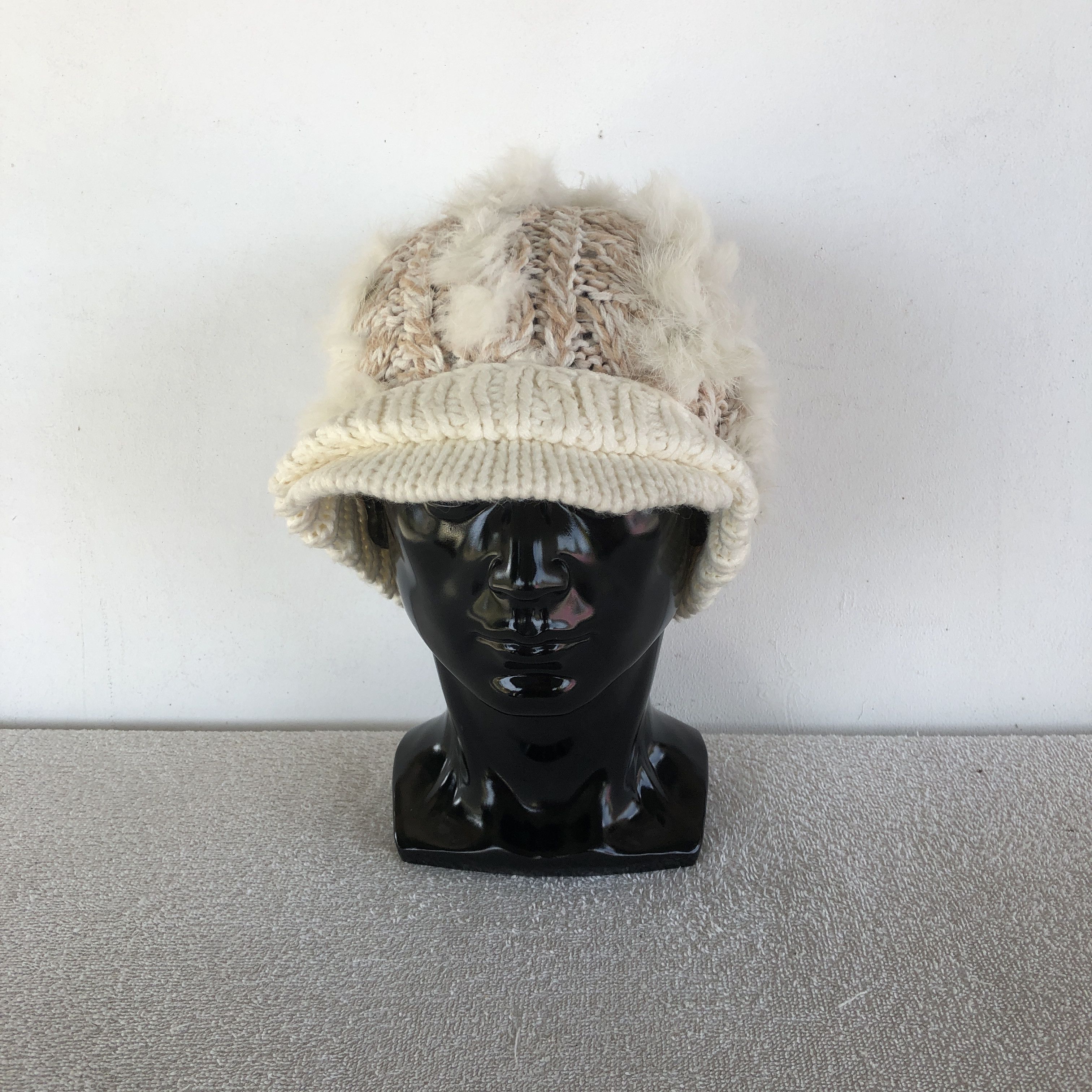 Japanese Brand Vintage 90s Marylia Cable Knit Beanie Mink Fur Snow Caps Hat Size ONE SIZE - 2 Thumbnail