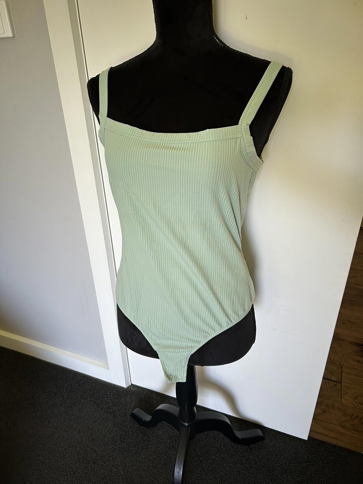 Kokaine Kookai Khaki Pastel Green Bodysuit - Size 2 sz 6 (002) Size XS / US 0-2 / IT 36-38 - 3 Thumbnail