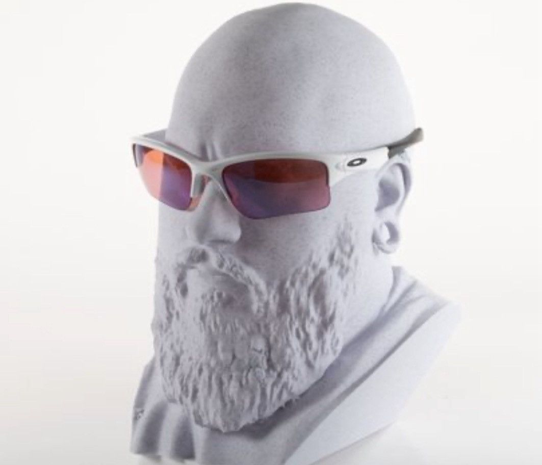 Oakley 🏷️💲QUICKSALE Oakley Sunglasses Size ONE SIZE - 1 Thumbnail