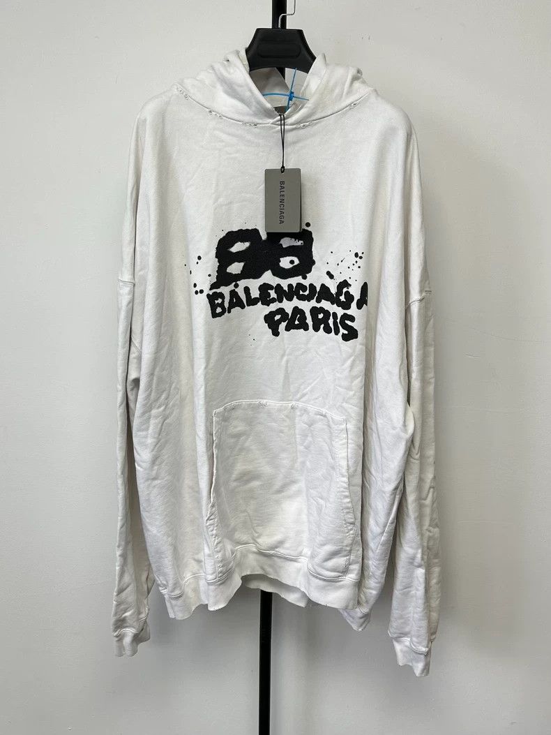 Balenciaga Balenciaga Graffiti Double B Hoodie Size US L / EU 52-54 / 3 - 1 Thumbnail