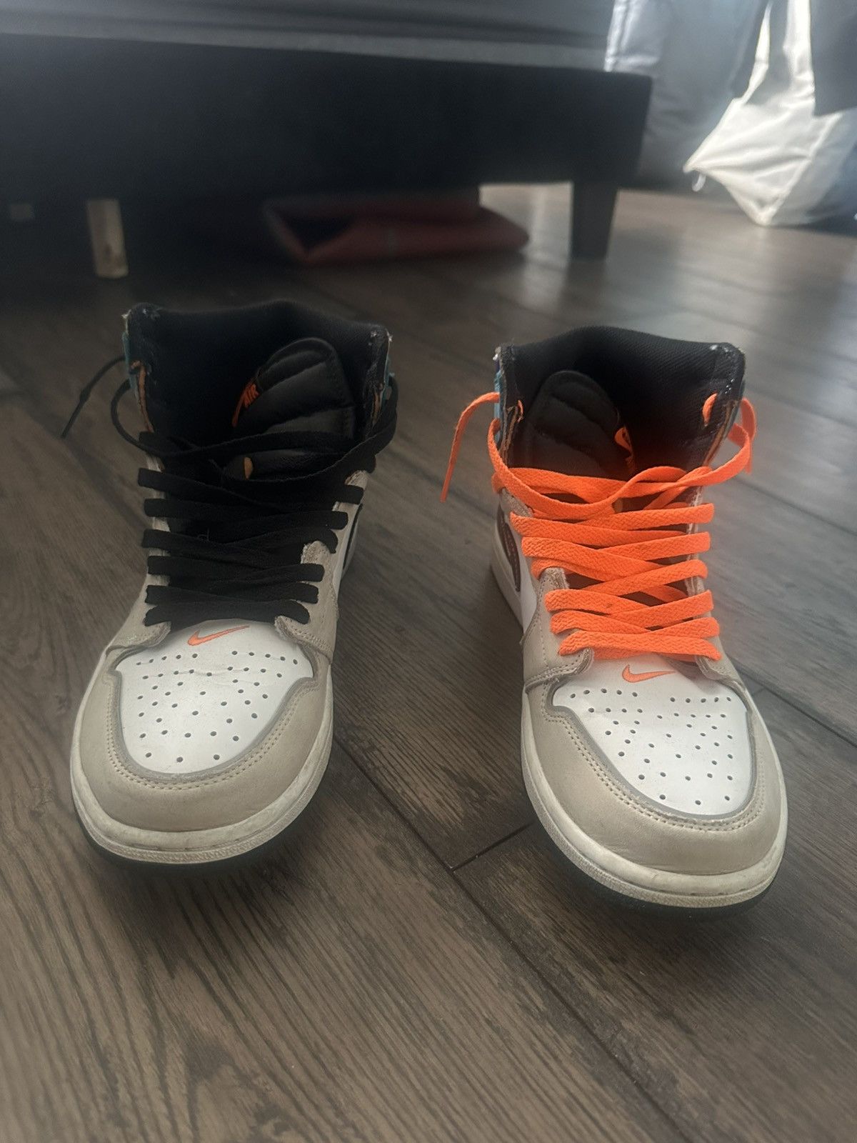 Jordan Brand High top Jordan 1s Size US 10 / EU 43 - 12 Thumbnail