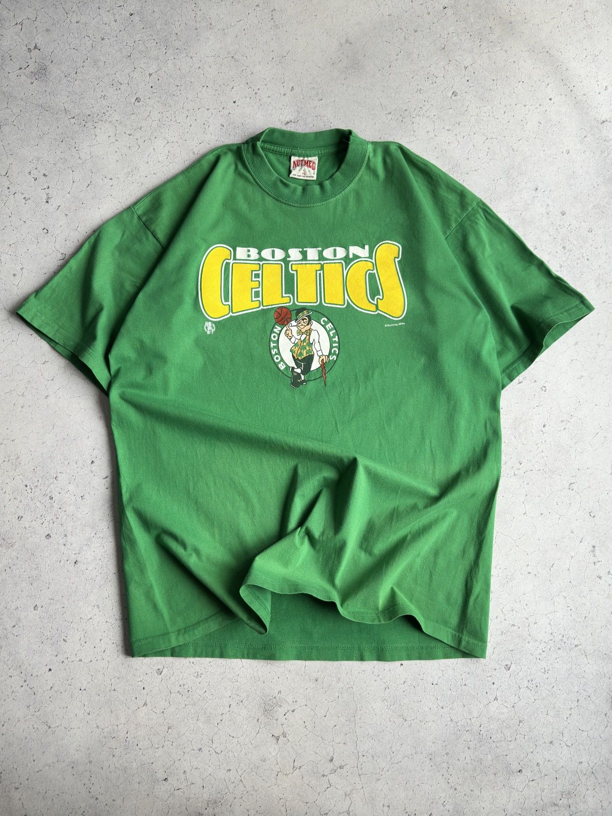 Nutmeg Vintage Nutmeg Boston Celtics NBA Tee Size US XL / EU 56 / 4 - 1 Thumbnail