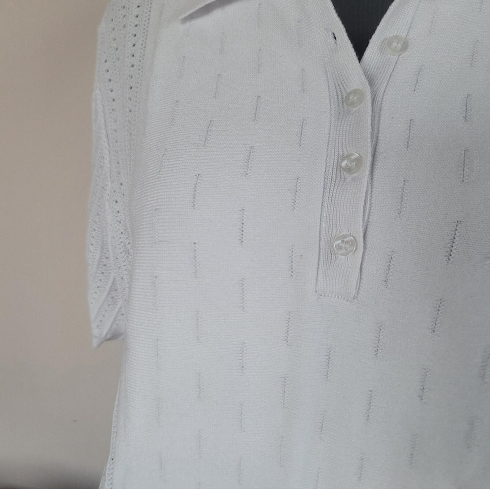 Joseph Abboud Joseph A White V-Neck Collar T-shirt Buttons Sz L Coastal Size L / US 10 / IT 46 - 2 Thumbnail
