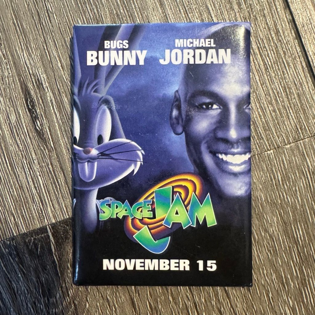 Warner Bros 1996 Space Jam Michael Jordan Bugs Bunny Promo Pin Size ONE SIZE - 1 Thumbnail