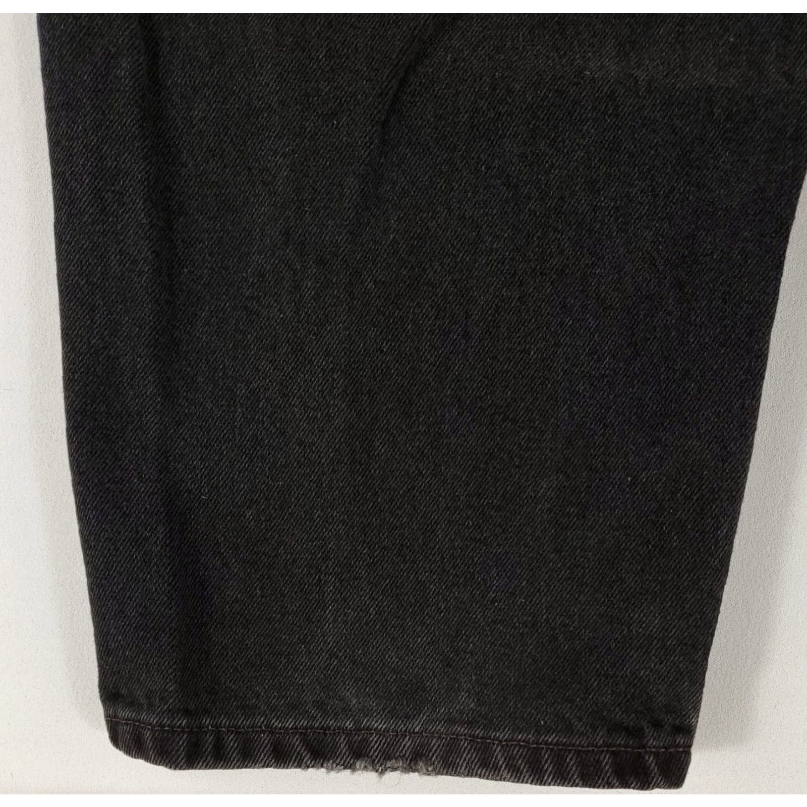 Levi's VINTAGE Levi's 560 Jeans Men Black 90s Loose Tapered 36x34 38x34 Actual Inseam 33 Size US 36 / EU 52 - 4 Thumbnail