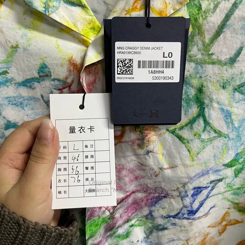 Louis Vuitton Louis Vuitton Full-color printed casual short-sleeved shir Size US L / EU 52-54 / 3 - 2 Thumbnail