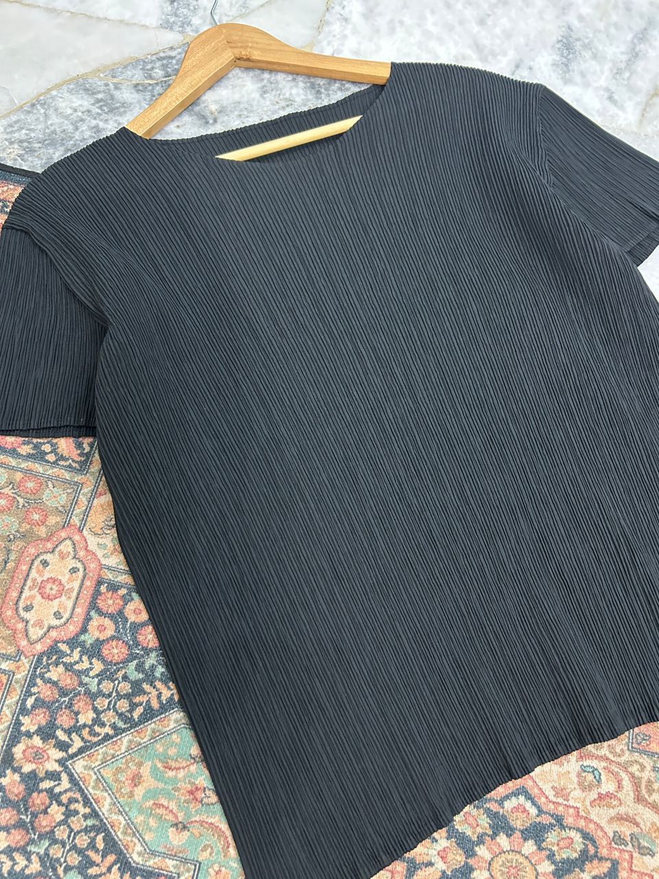 Issey Miyake Issey Miyake Black Pleated Short Sleeve Top Size US M / EU 48-50 / 2 - 4 Thumbnail