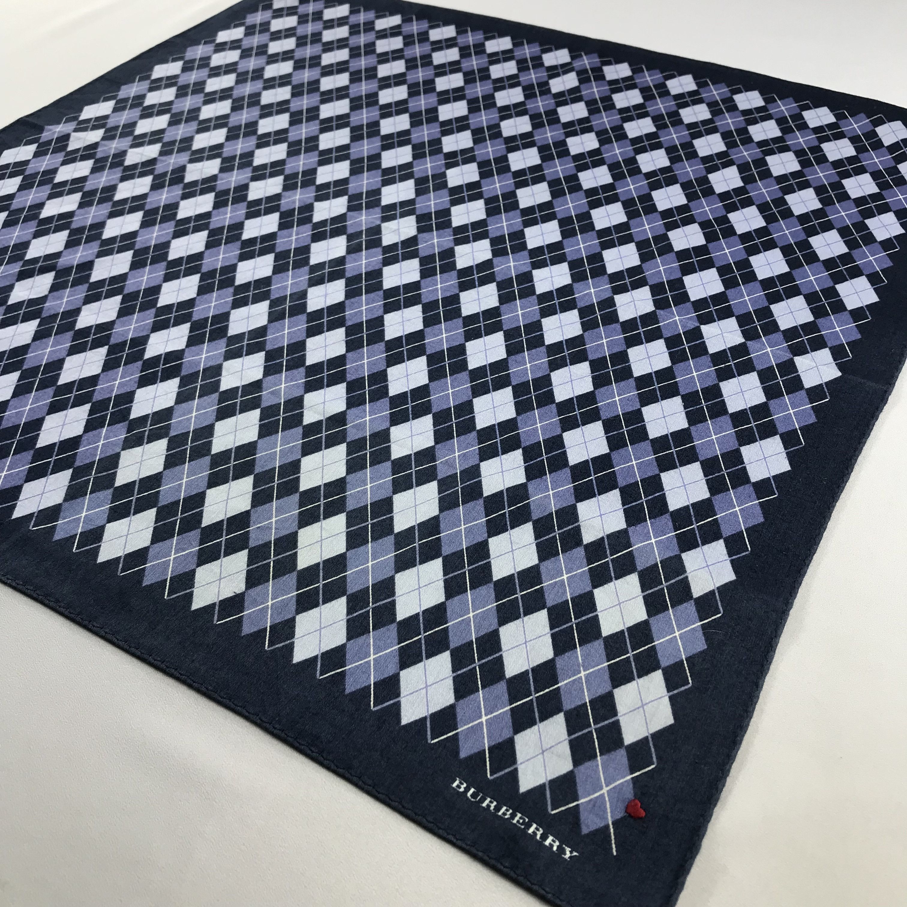 Burberry Burberry Handkerchief / Bandana / Neckerchief C620 Size ONE SIZE - 4 Thumbnail