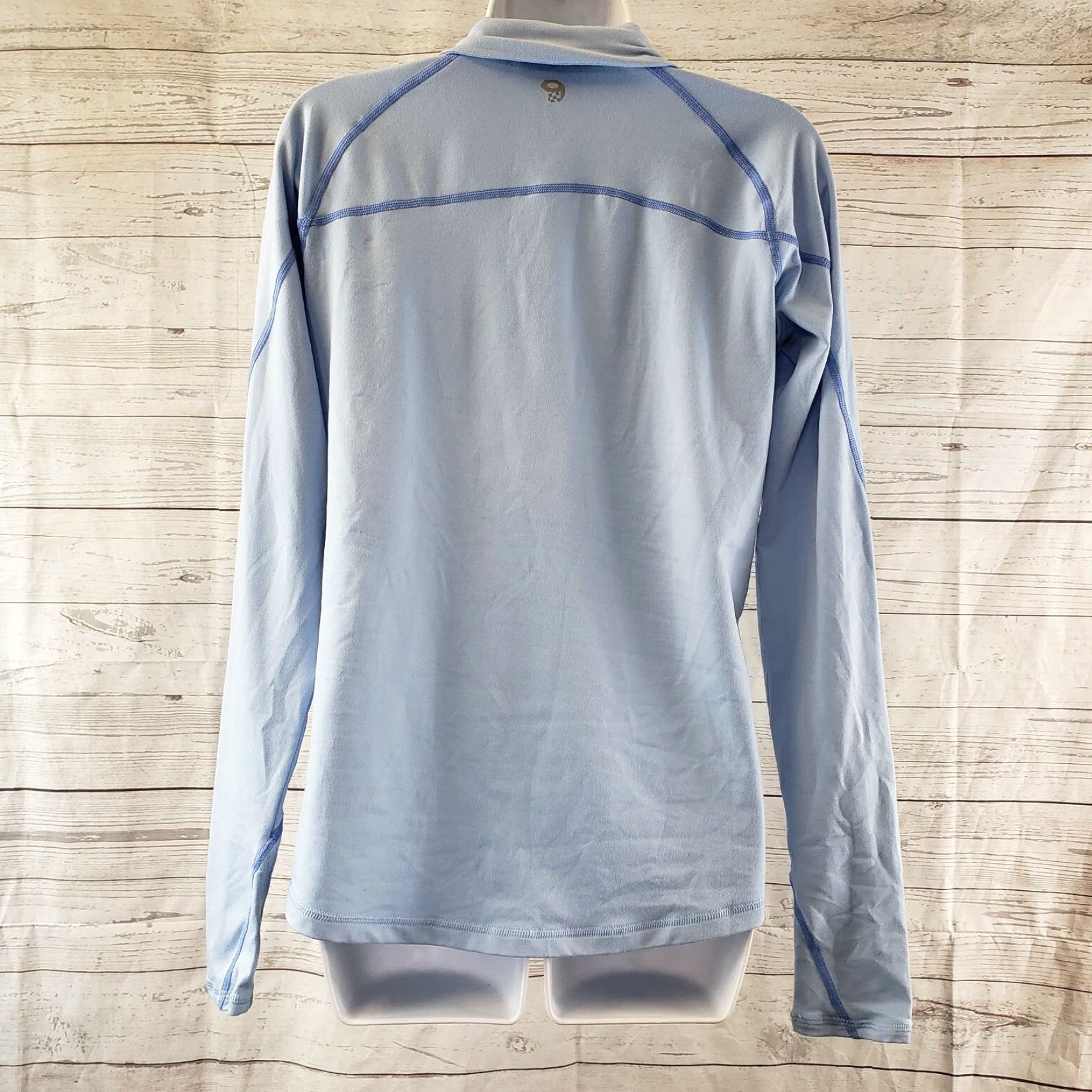 Mountain Hardwear Mountain Hardwear Womens 1/4 Zip Pullover Shirt M Blue Long Sleeve Activewear Pullover 89% polyester 11% elastane Vintage No Size M / US 6-8 / IT 42-44 - 4 Thumbnail