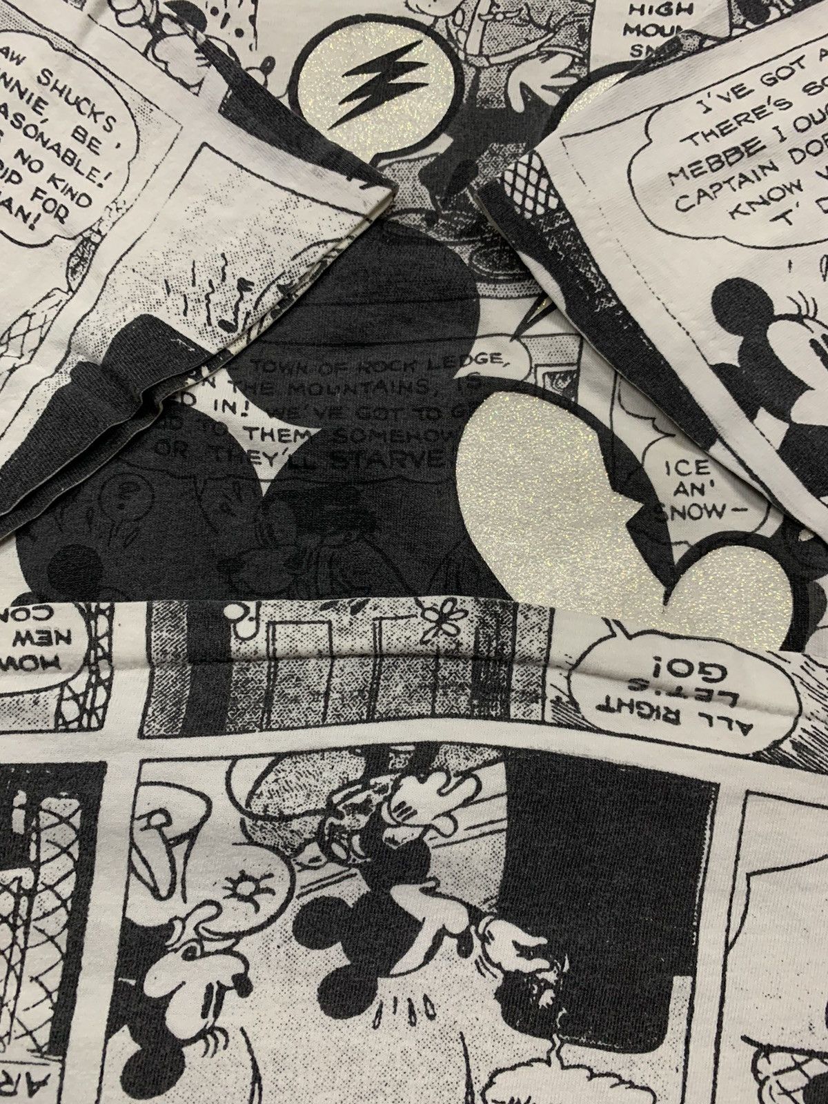 Mickey Mouse × Vintage MICKEY MOUSE AOP 80’s - 90’s Size US L / EU 52-54 / 3 - 6 Thumbnail