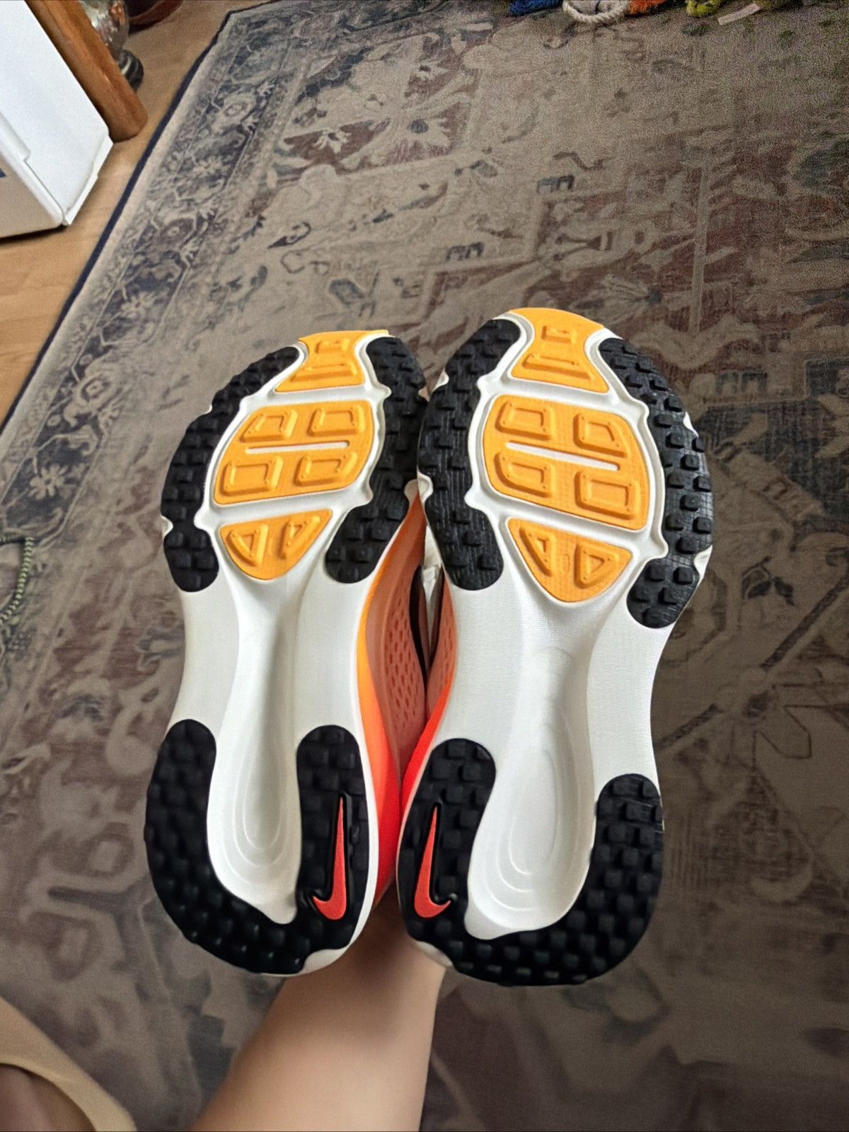 Nike Nike Vomero 18 Size US 5.5 / IT 35.5 - 6 Thumbnail