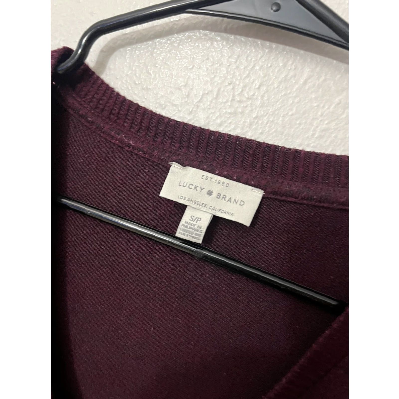Lucky Brand Lucky Brand Women Sweater Small Oversized Long Sleeve V Neck Pullover Burgundy Size S / US 4 / IT 40 - 2 Thumbnail