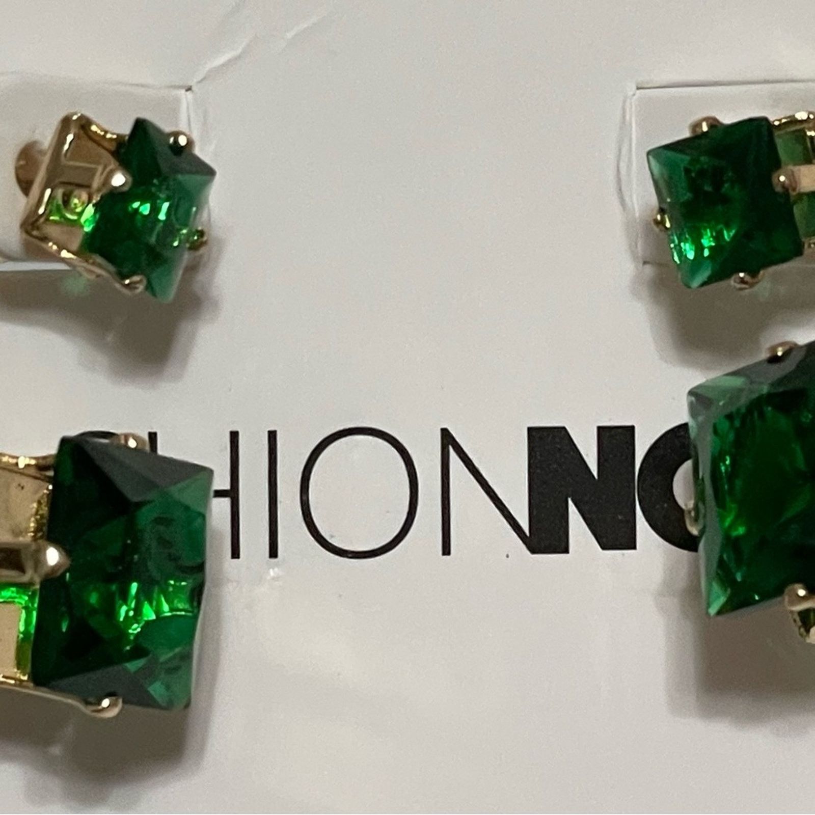 Other FASHION NOVA Simplicity Rhinestone Stud Earrings NWT Size ONE SIZE - 4 Thumbnail