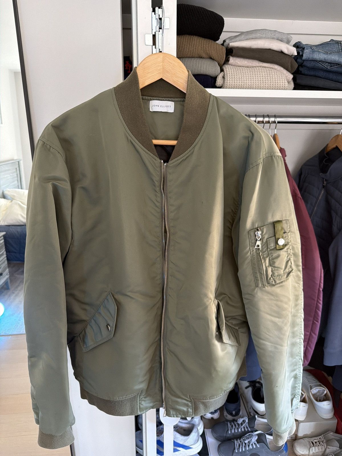 John Elliott John Elliot Olive Bomber Size 4 Size US XL / EU 56 / 4 - 1 Thumbnail