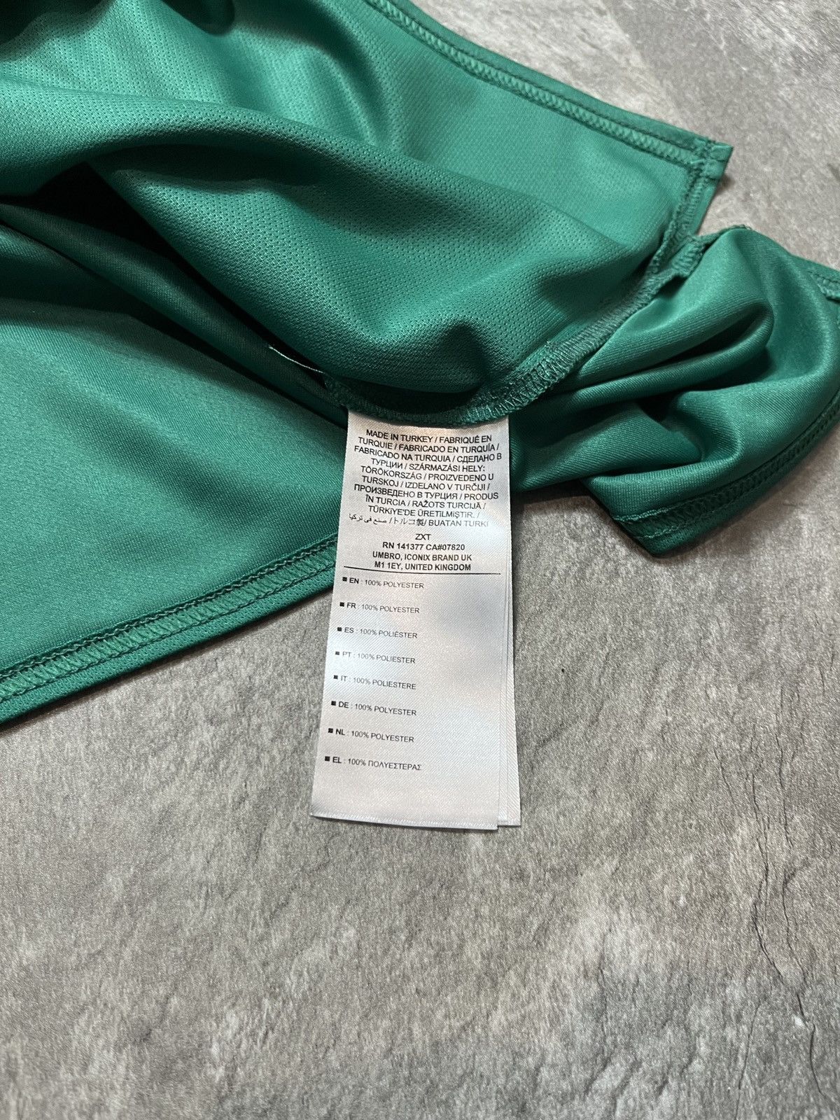 Umbro Umbro Werder Bremen 2021 2022 Home Soccer Jersey Football Size US XL / EU 56 / 4 - 10 Thumbnail