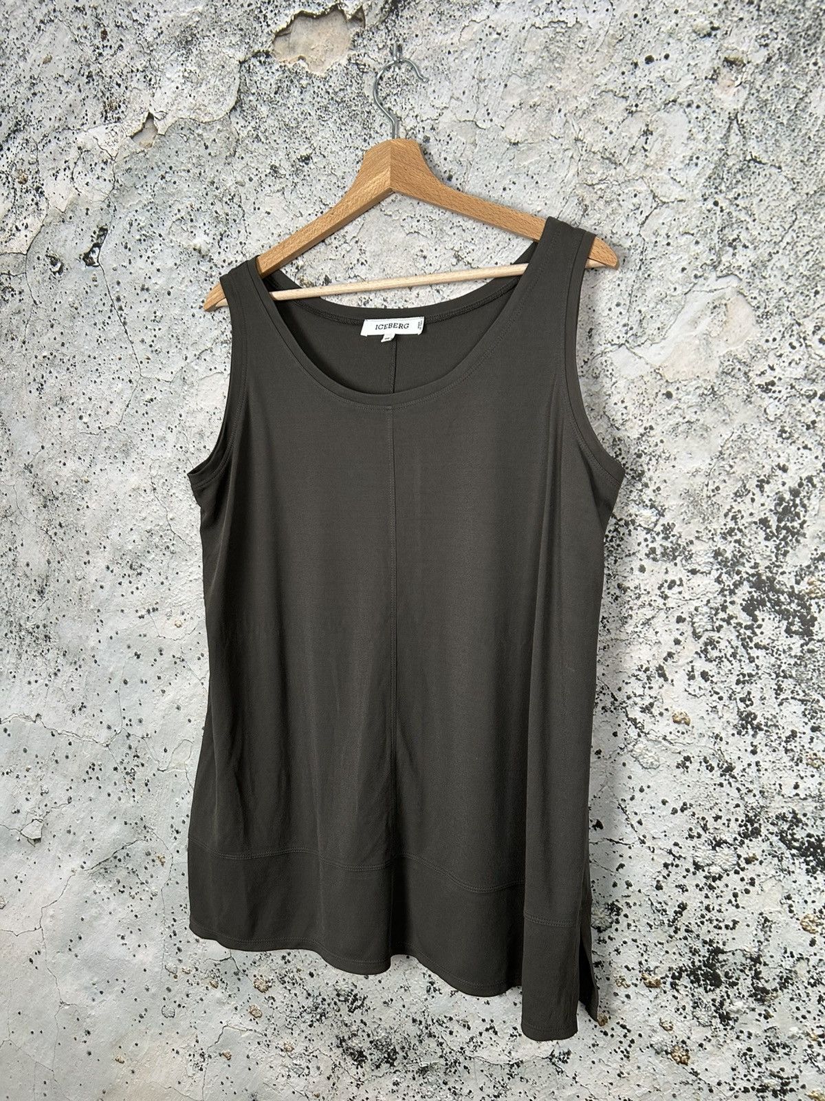 Iceberg Vintage Iceberg Grey Tank Top Blouses Designer Archive Size XXL / US 16-18 / IT 52-54 - 2 Thumbnail