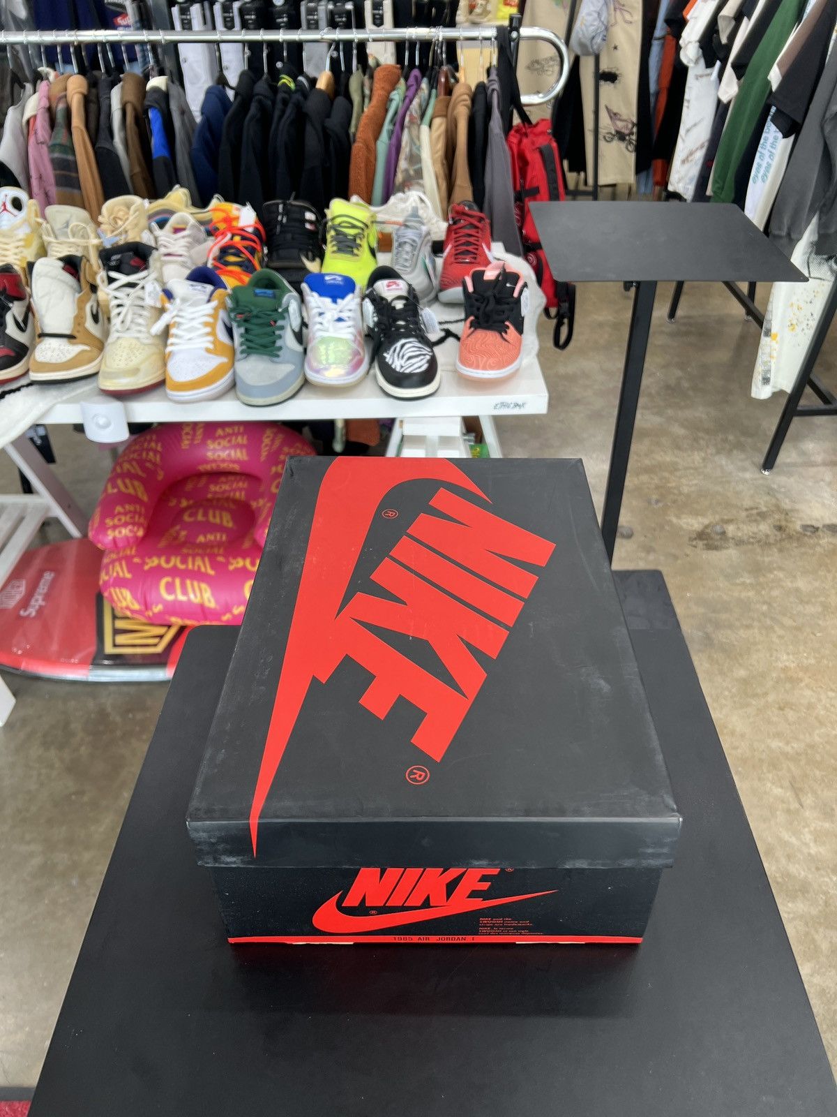 Jordan Brand × Nike Air Jordan 1 Shadow Sz. 11.5 (2018) Size US 11.5 / EU 44-45 - 14 Thumbnail