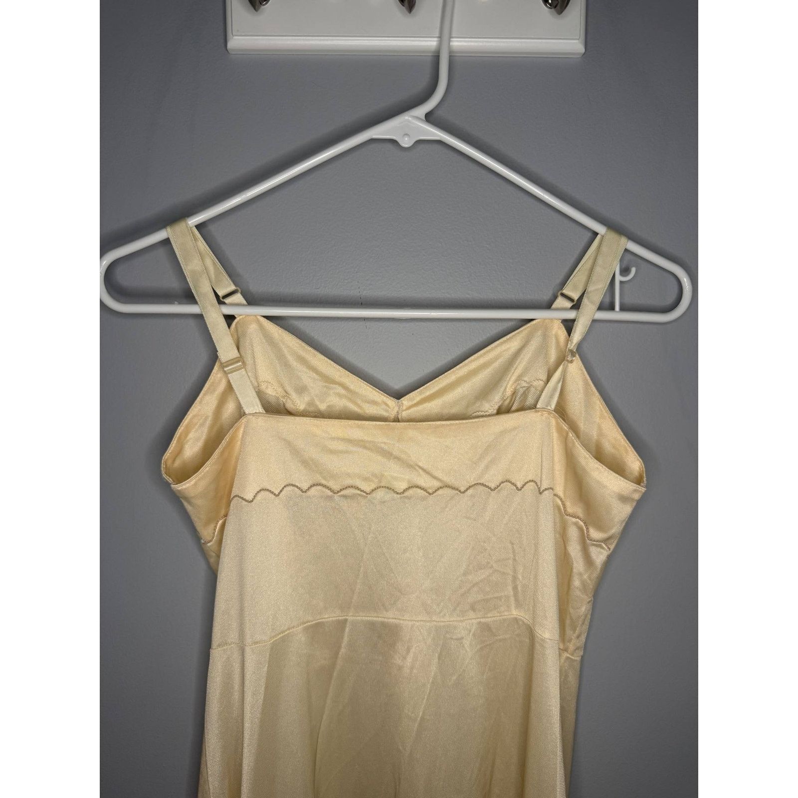 Other Lingerie by Vincent Silky Nightgown Slip Dress Cream 36 US 6 Size S / US 4 / IT 40 - 5 Thumbnail