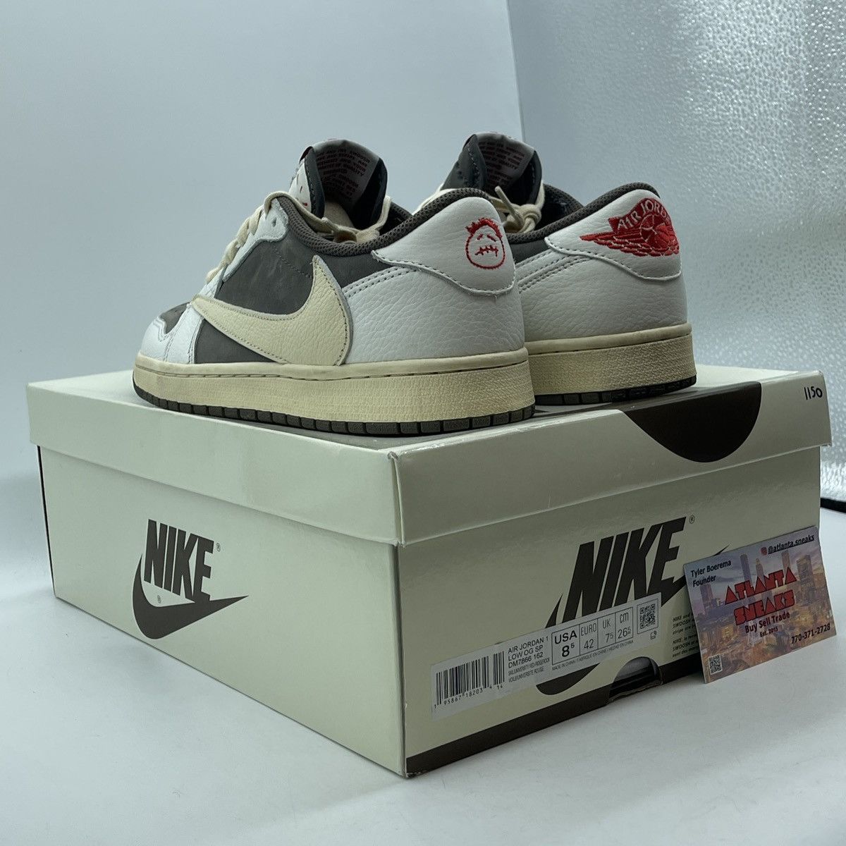 Nike Travis Scott Air Jordan 1 low reverse mocha Size US 8.5 / EU 41-42 - 4 Thumbnail