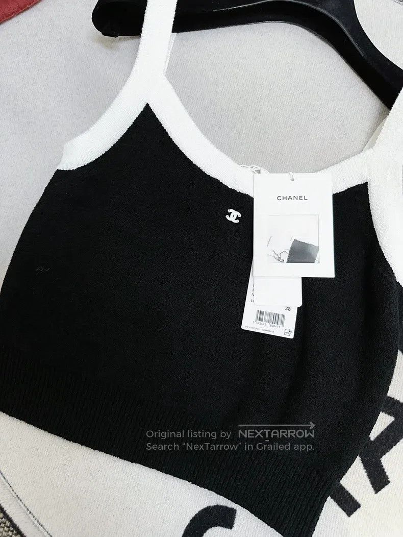 Chanel Chanel 23p black and white edged towel fabric knitted susp Size XS / US 0-2 / IT 36-38 - 2 Thumbnail