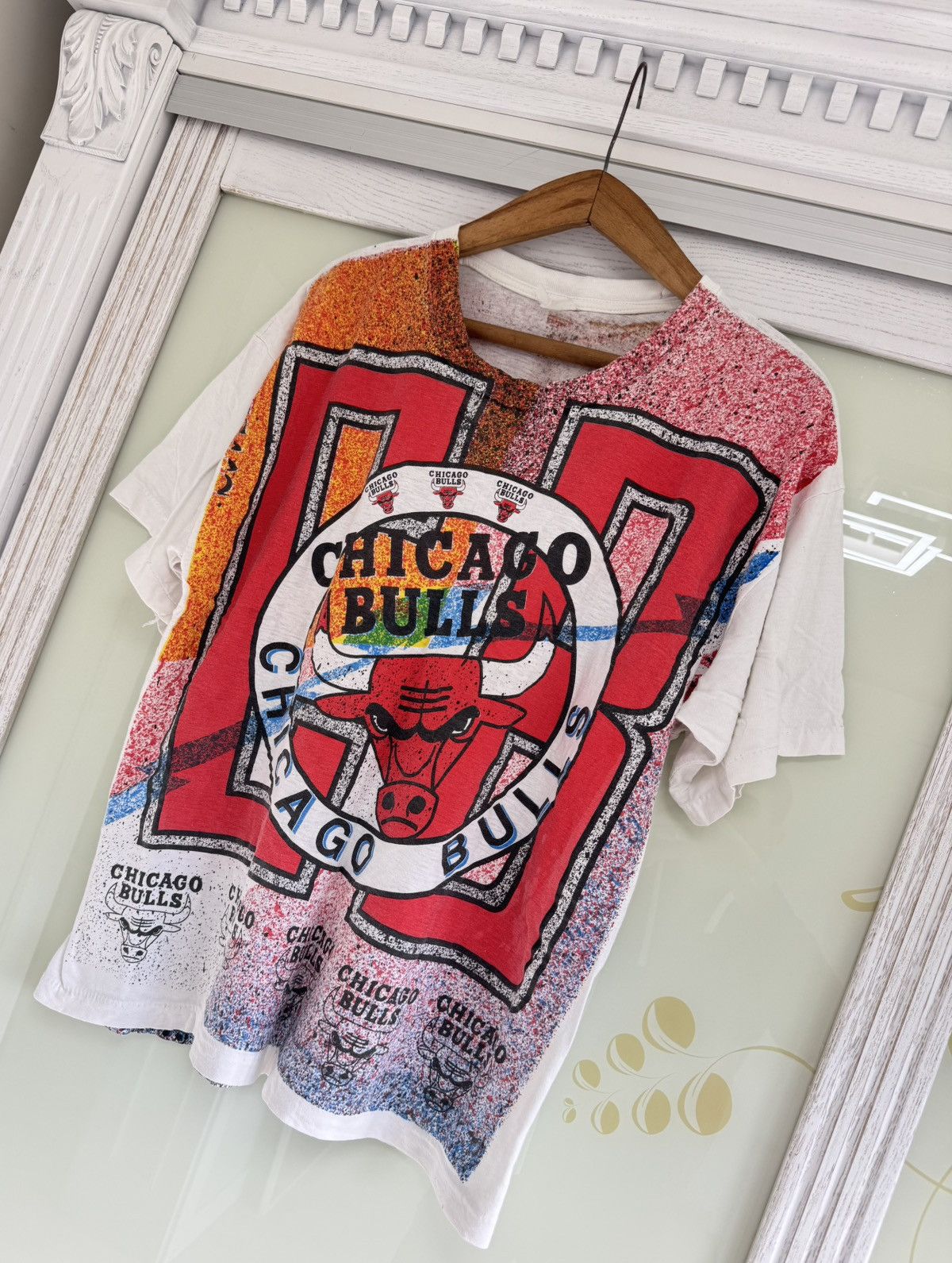 Vintage Vintage 90’s Chicago Bulls AOP NBA Shirt Very Rare Tee Size US M / EU 48-50 / 2 - 3 Thumbnail