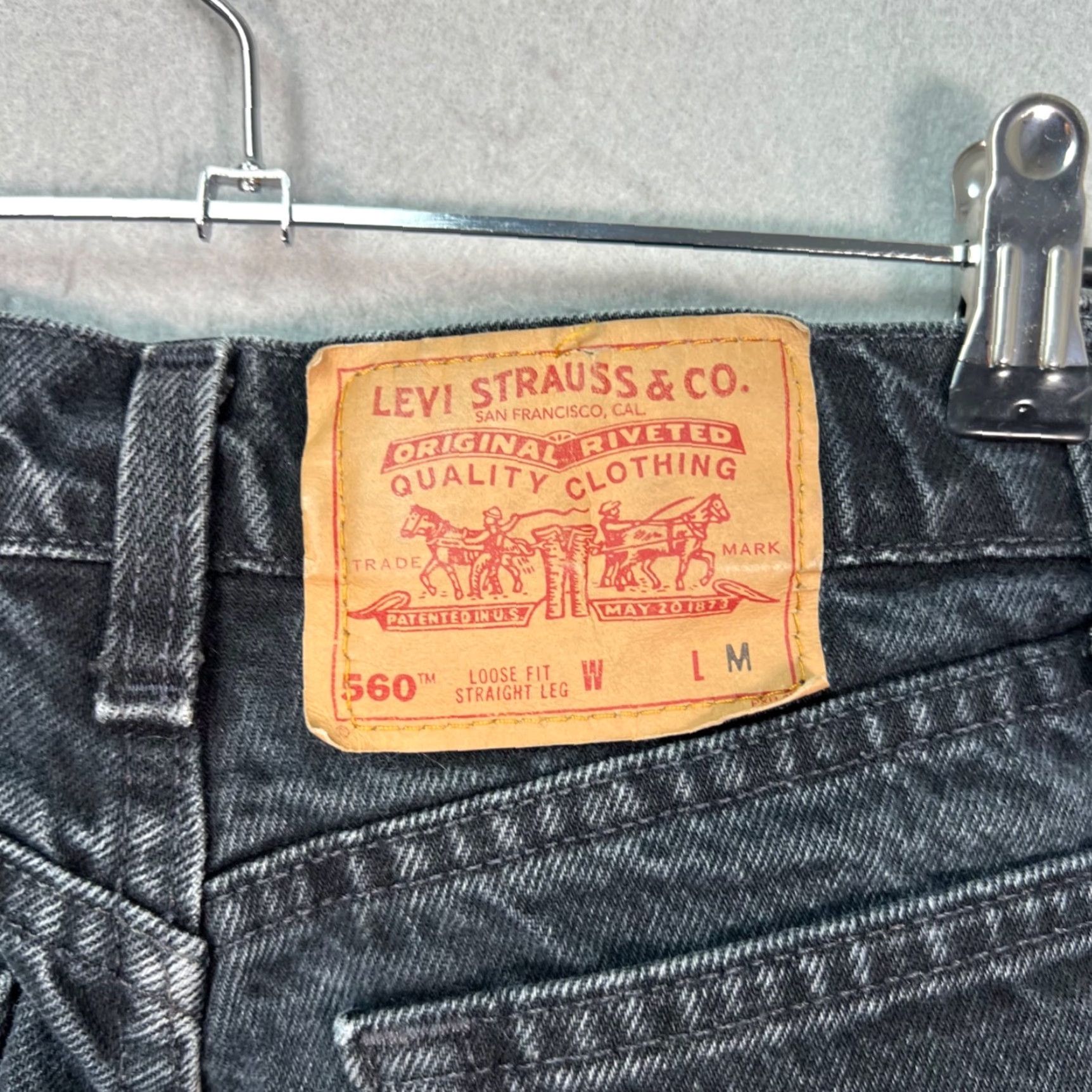 Levi's VINTAGE Levi's 560 Womens Jeans 25 x 31 Black Denim Straight Leg High Rise 560 Womens Size 42" / US 20 - 3 Thumbnail