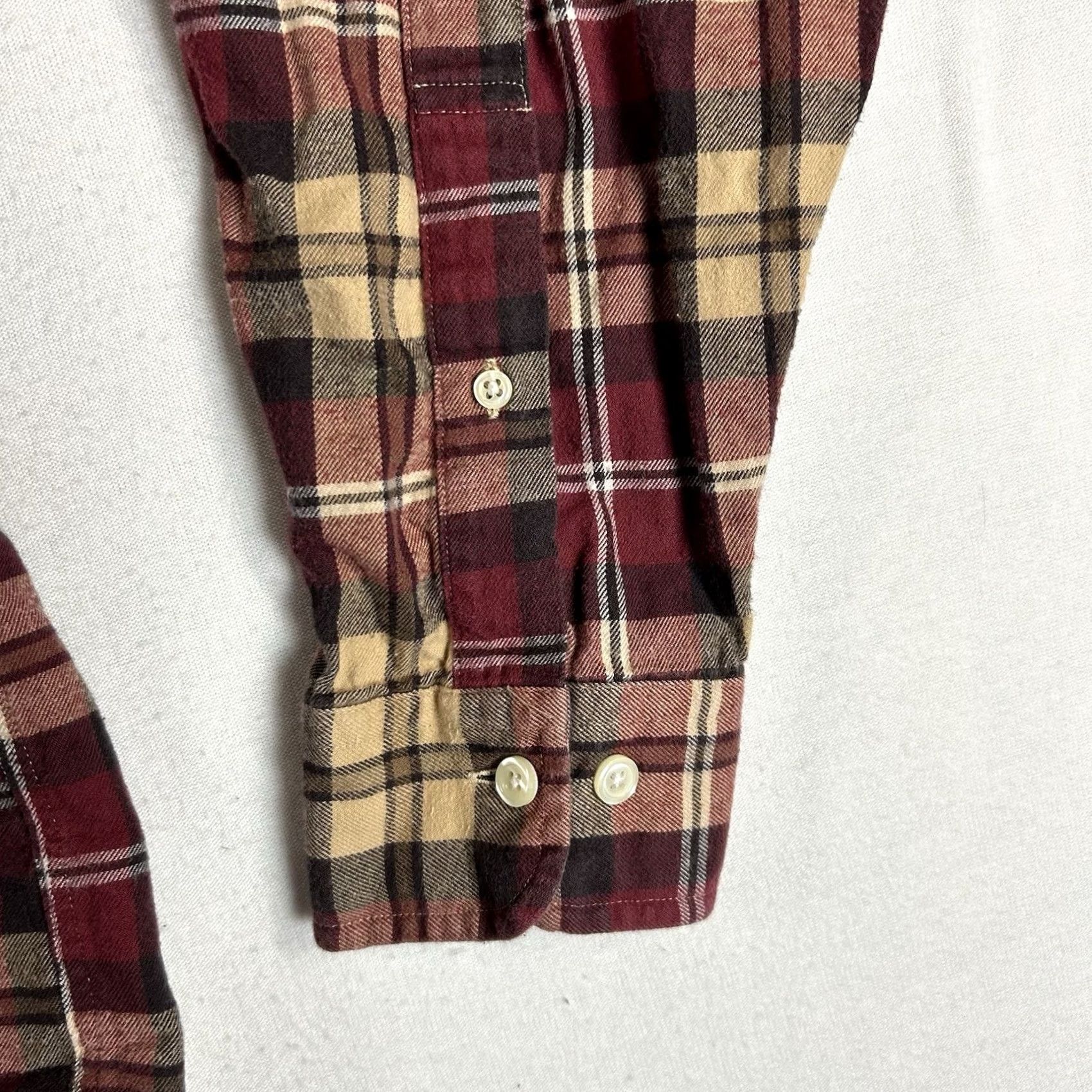 Brooks Brothers Brooks Brothers 346 Button-Up Long Sleeve Flannel Shirt Mens L Plaid Red 100% Cotton Classic Preppy Casual Seasonal Size US L / EU 52-54 / 3 - 7 Thumbnail