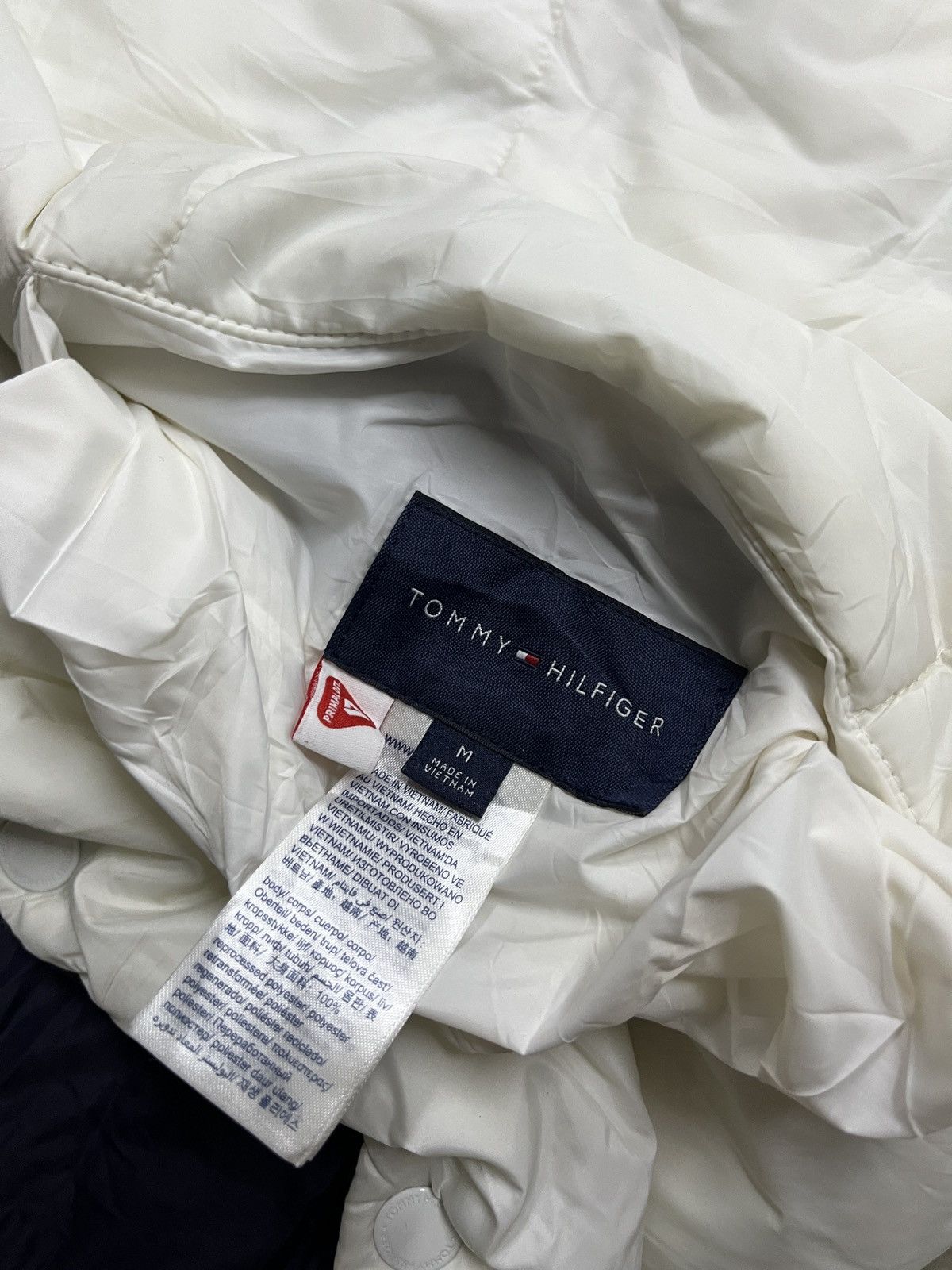 Tommy Hilfiger Vintage Tommy Hilfiger Puffer Down Jacket Moncler Stye Size US M / EU 48-50 / 2 - 14 Thumbnail