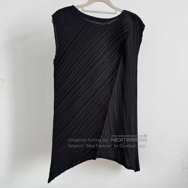 Issey Miyake Issey Miyake Black Tank Top Size L / US 10 / IT 46 - 2 Thumbnail