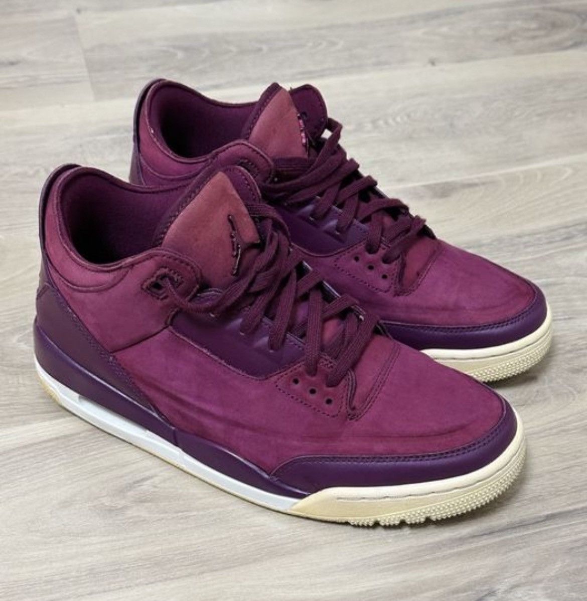 Jordan Brand Jordan 3 Retro Bordeaux Size US 9.5 / EU 42-43 - 1 Thumbnail