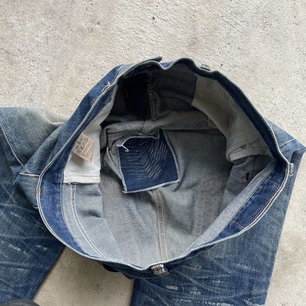 Vintage Vintage Levi’s 502 Rusty Jeans Denim Pants Faded W34 Size US 34 / EU 50 - 12 Thumbnail