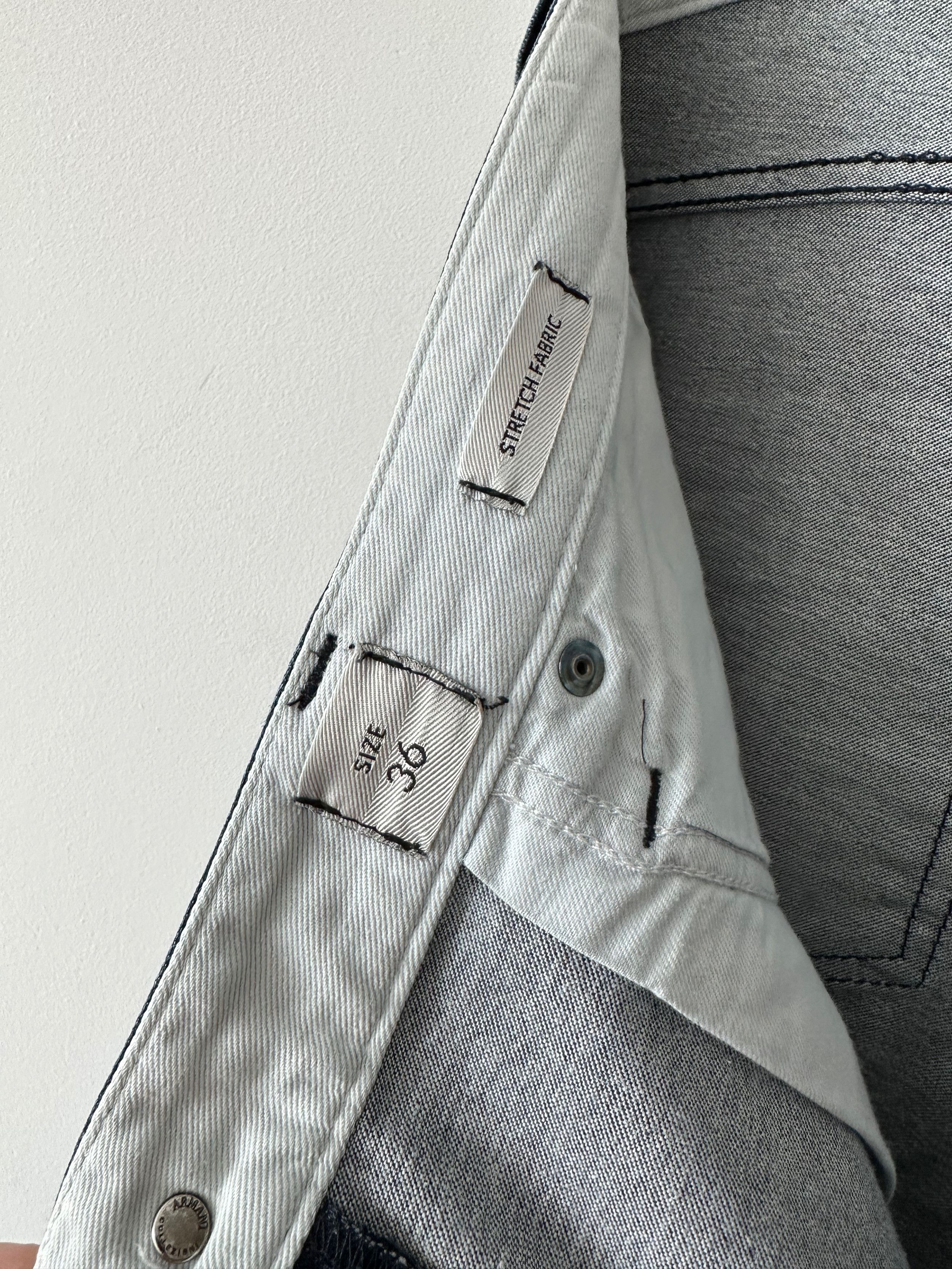 Armani Collezioni Armani Collezioni Indaco J15 Stretch denim pants indigo blue Size US 36 / EU 52 - 11 Thumbnail