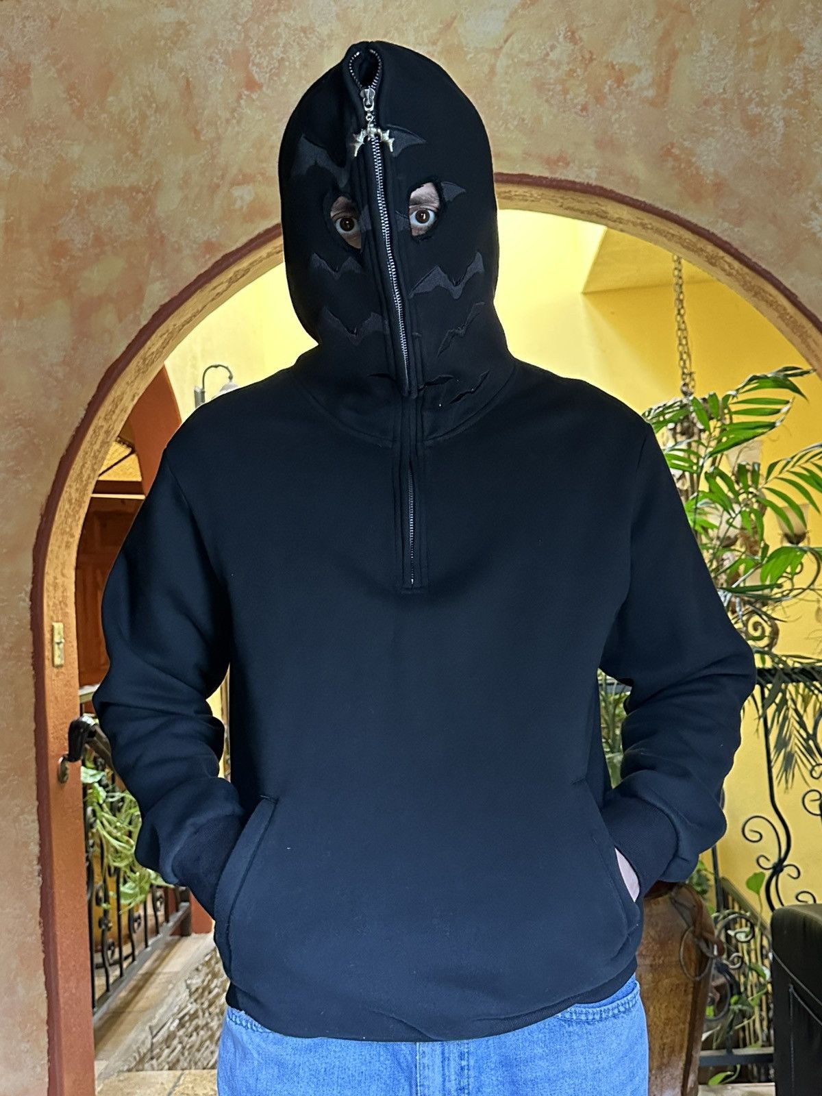 Designer rare Guapi Bats Eyes Half Zip Hoodie Size US M / EU 48-50 / 2 - 1 Thumbnail