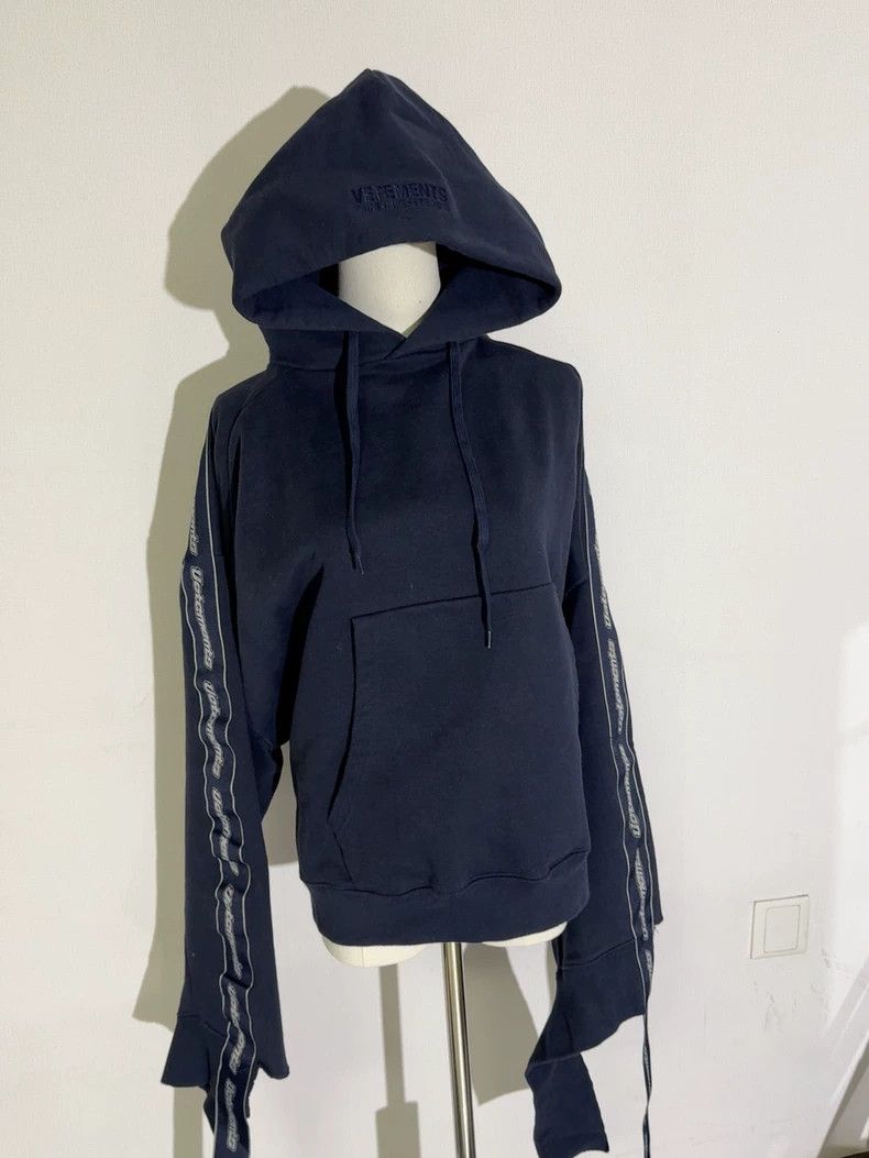 Vetements Vetements Sweatshirt Size US M / EU 48-50 / 2 - 1 Thumbnail