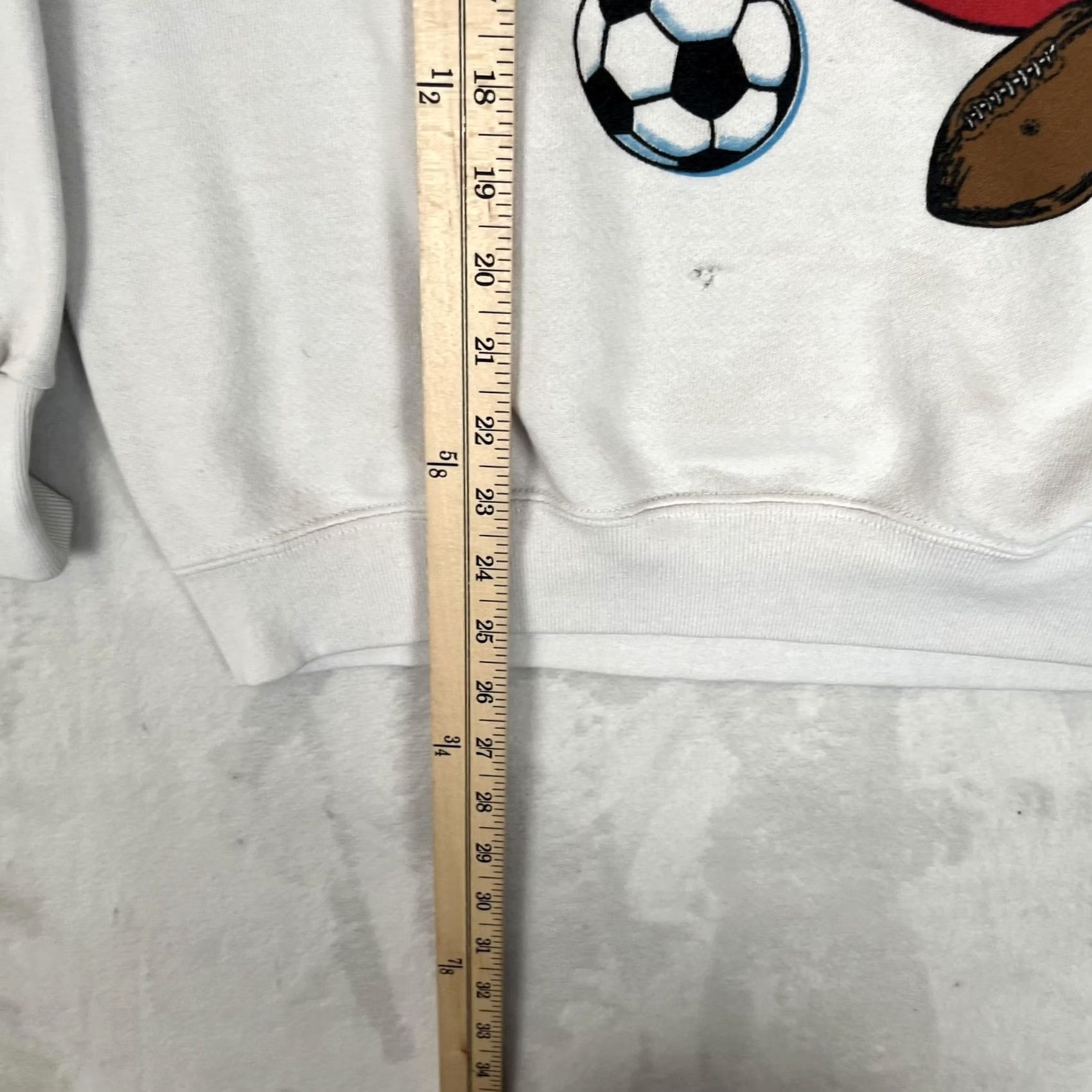 Delta VINTAGE Delta Sweatshirt Mens Large White Most Valuable Dad Sports Graphic Crew Neck Long Sleeve Pullover Size US L / EU 52-54 / 3 - 4 Thumbnail