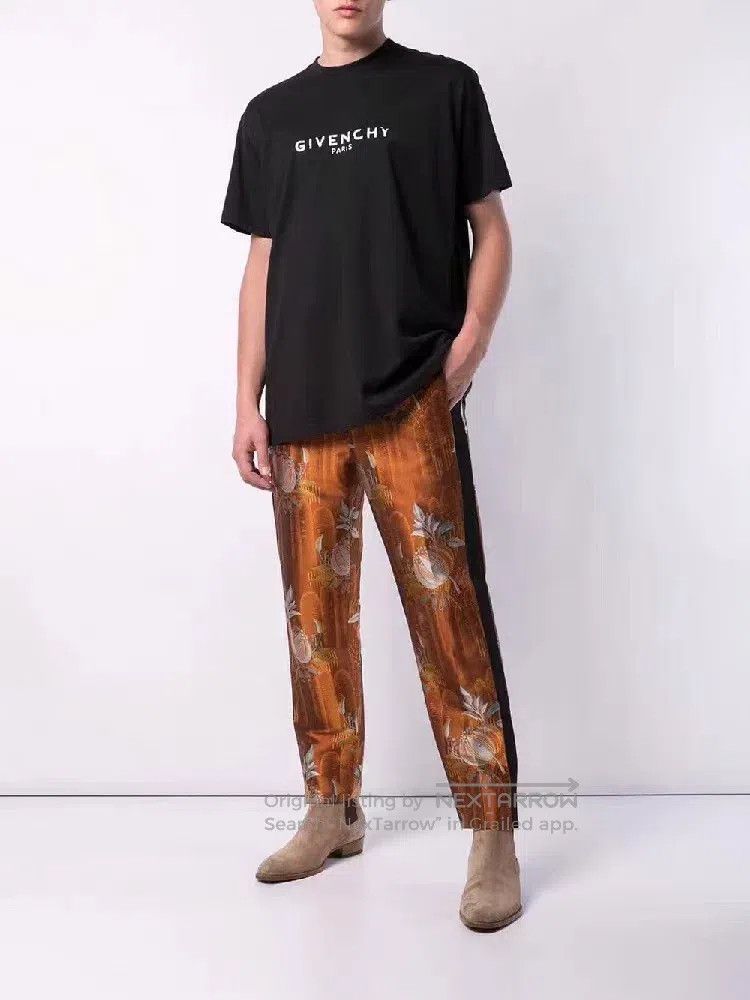 Givenchy Givenchy SizeXXXL Letter Short Sleeve Size US M / EU 48-50 / 2 - 2 Thumbnail