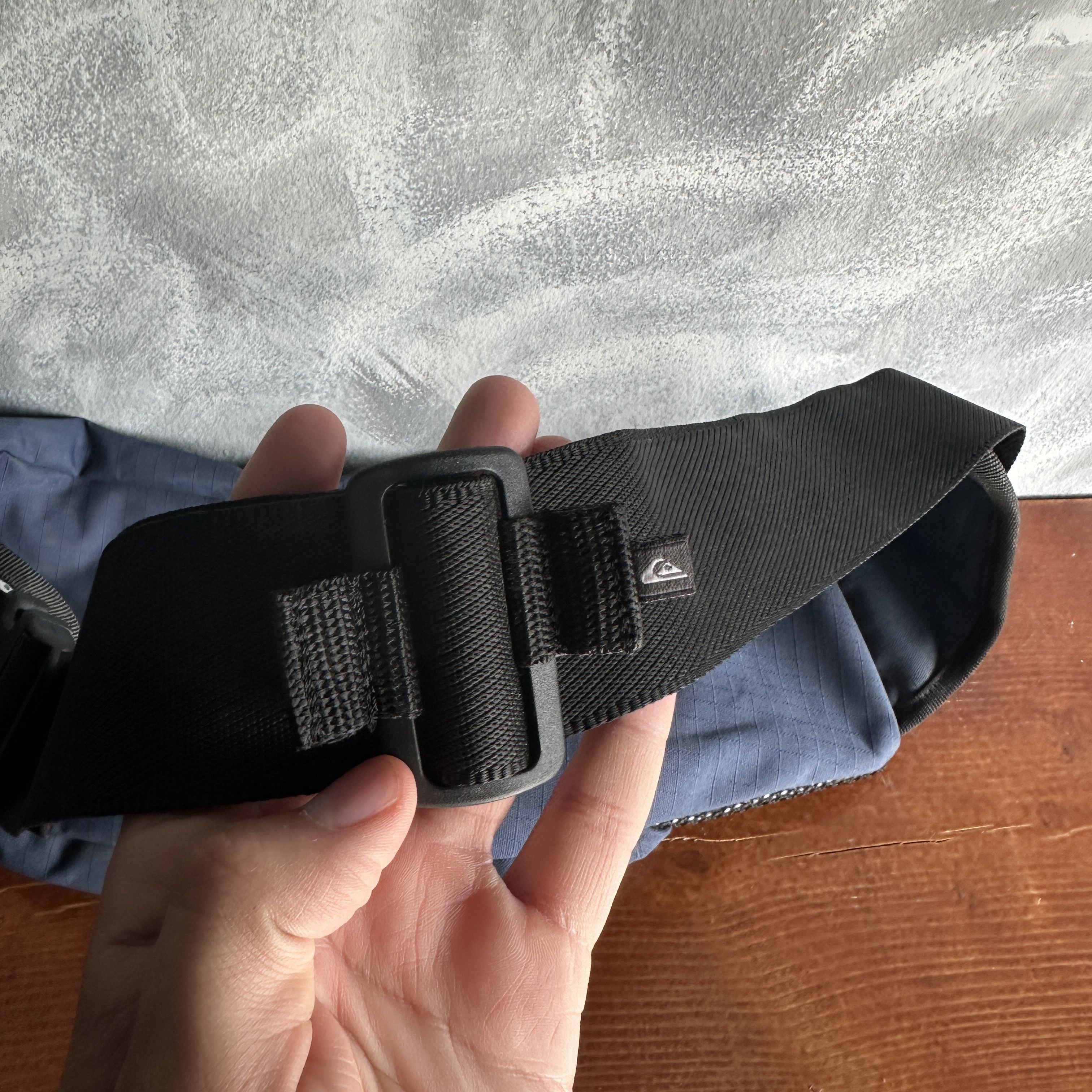 Quiksilver Vtg Quiksilver Waist Pack Fanny Pack Waist Bag Blue Rare Size ONE SIZE - 5 Thumbnail