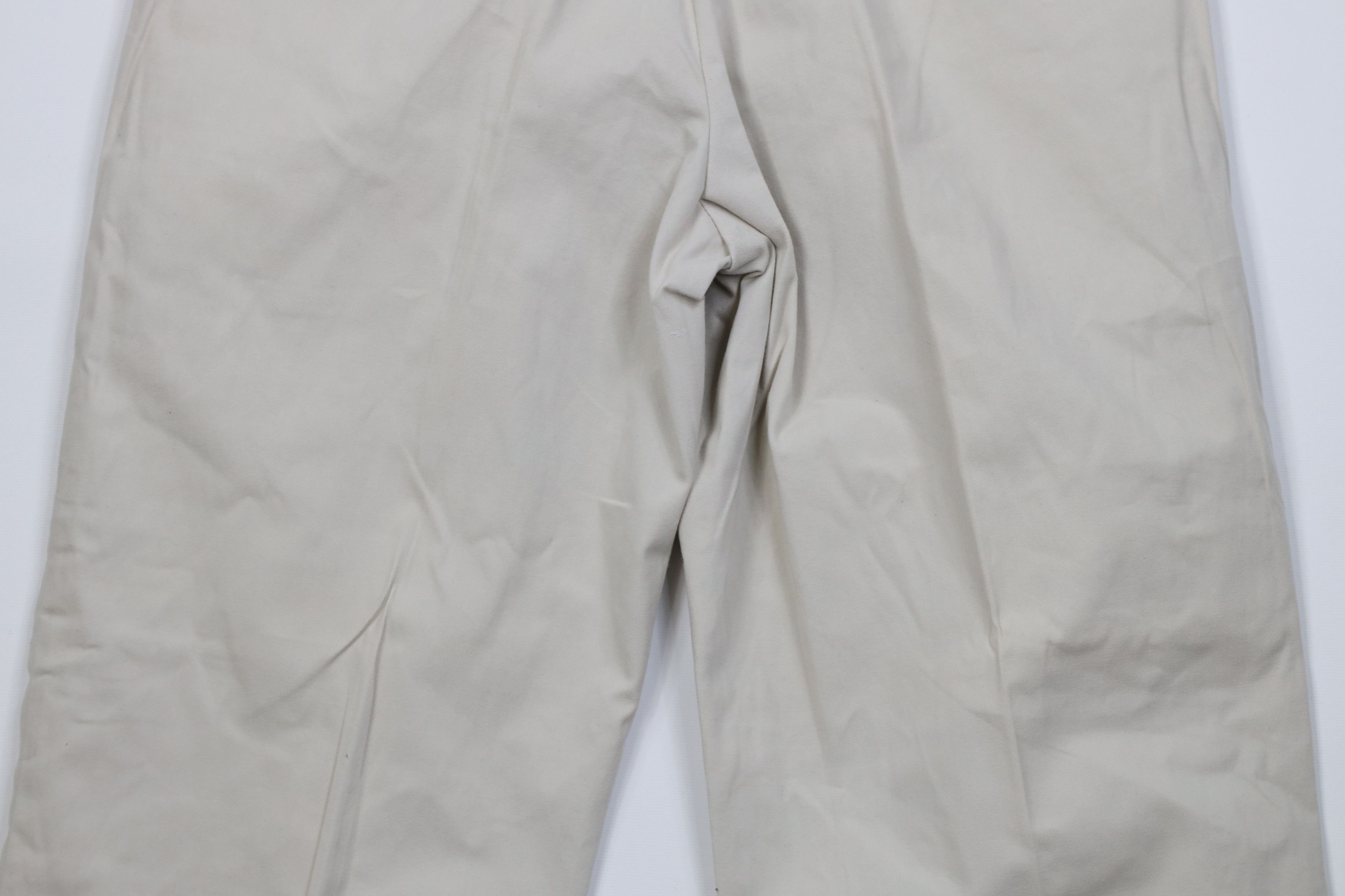 Eddie Bauer Vintage 90s Eddie Bauer Pleated Straight Leg Chino Pants USA Size US 34 / EU 50 - 12 Thumbnail