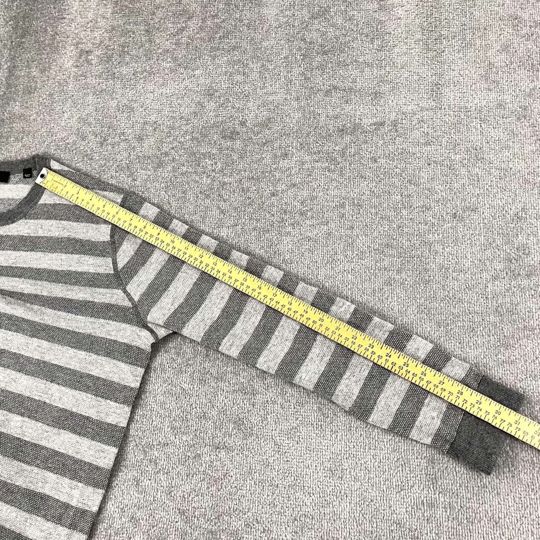 Vince Vince Sweater Shirt Mens L Gray Striped Crew Neck Wool Cashmere Knit Pullover Classic Designer Size US L / EU 52-54 / 3 - 6 Thumbnail