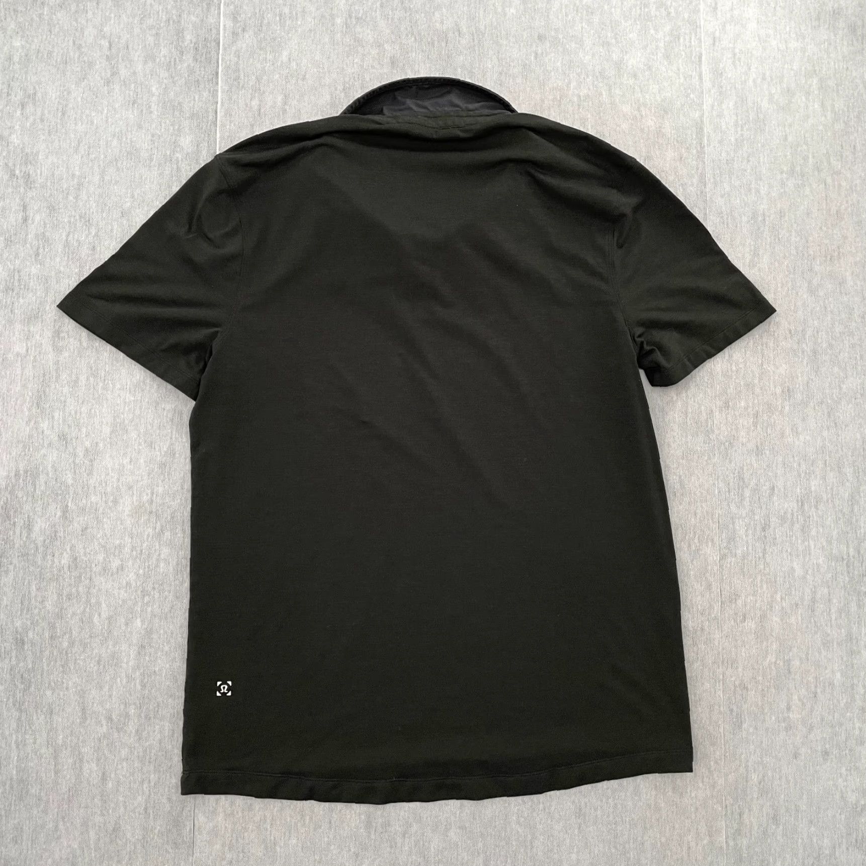 Lululemon VINTAGE Lululemon Polo Shirt Men Medium Black Activewear Gym Casual Tech Model M Size US M / EU 48-50 / 2 - 2 Thumbnail