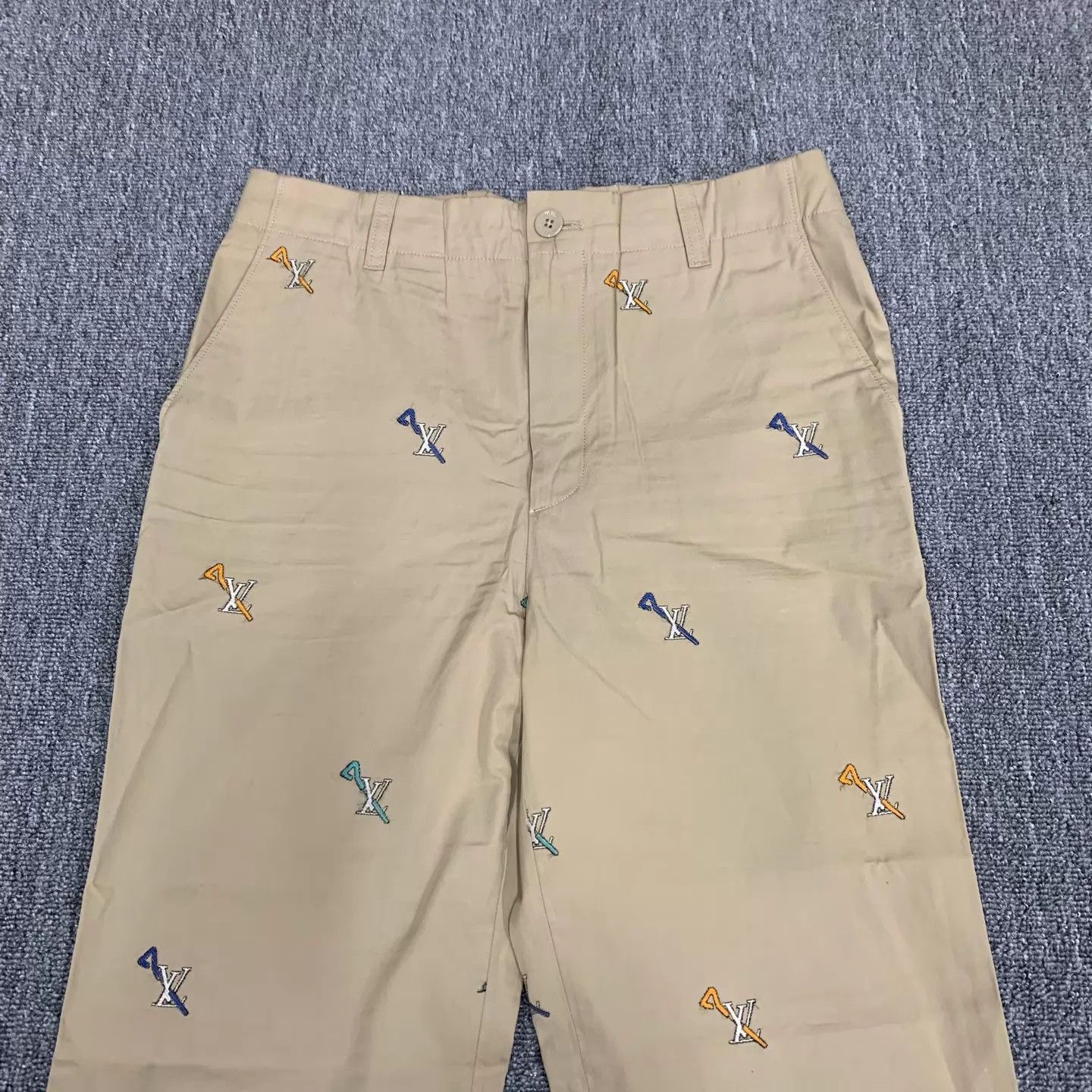 Louis Vuitton Lv Beige Pin Embroidered All Over Print Pants Mint Size US 30 / EU 46 - 6 Thumbnail