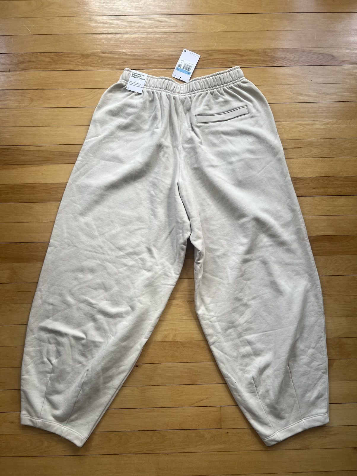 Nike Nike Mens Oversized Fit Taper Leg Sweatpants Size US 34 / EU 50 - 2 Thumbnail