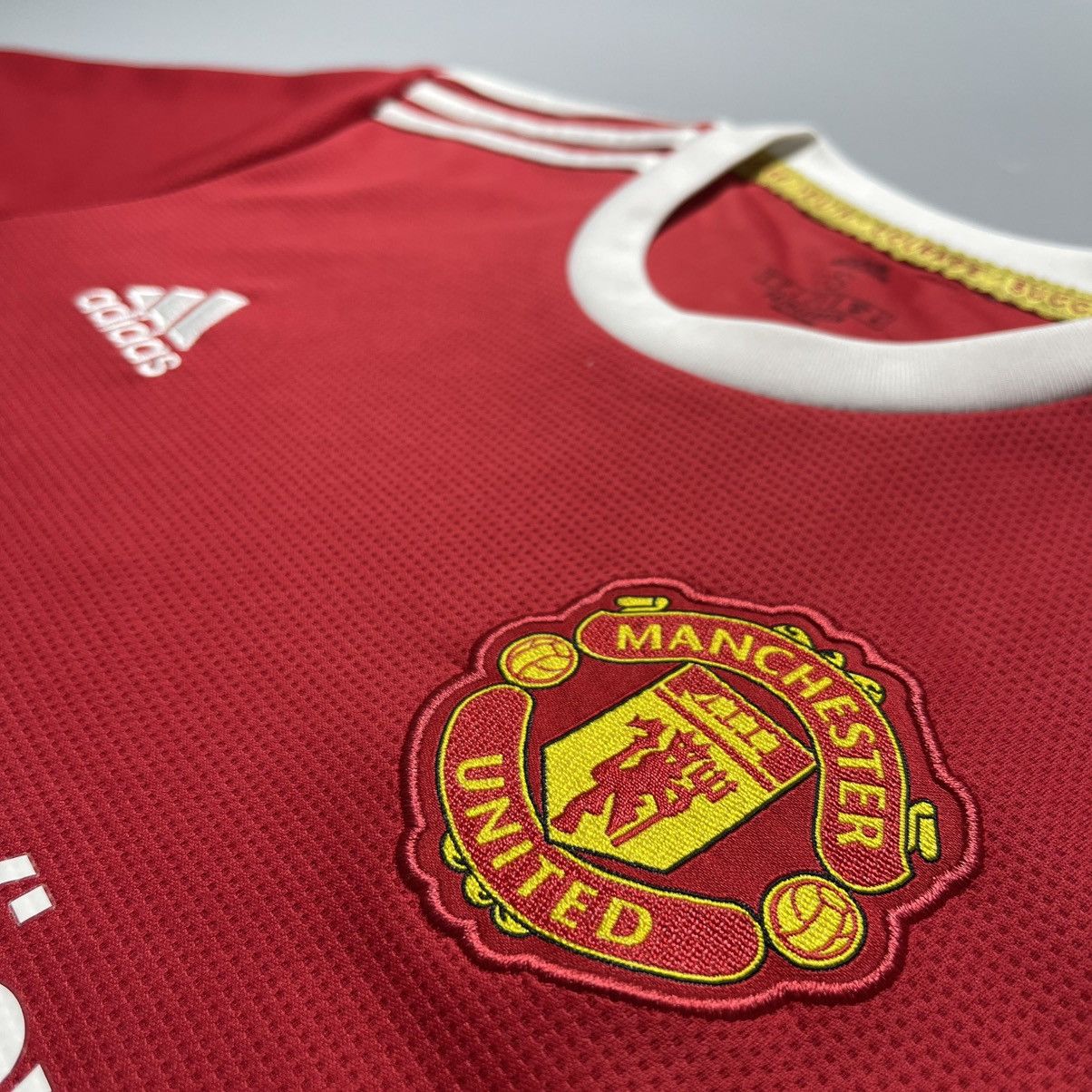 Vintage MAN UNITED ADIDAS 2021/2022 FOOTBALL HOME JERSEY #7 RONALDO Size US S / EU 44-46 / 1 - 5 Thumbnail