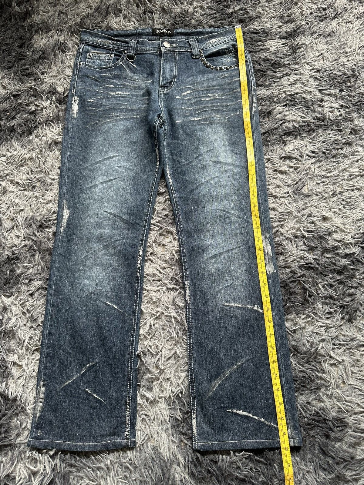 LOWBOX 00's - LOWBOX J-rock studded pocket jeans Size US 33 - 20 Thumbnail