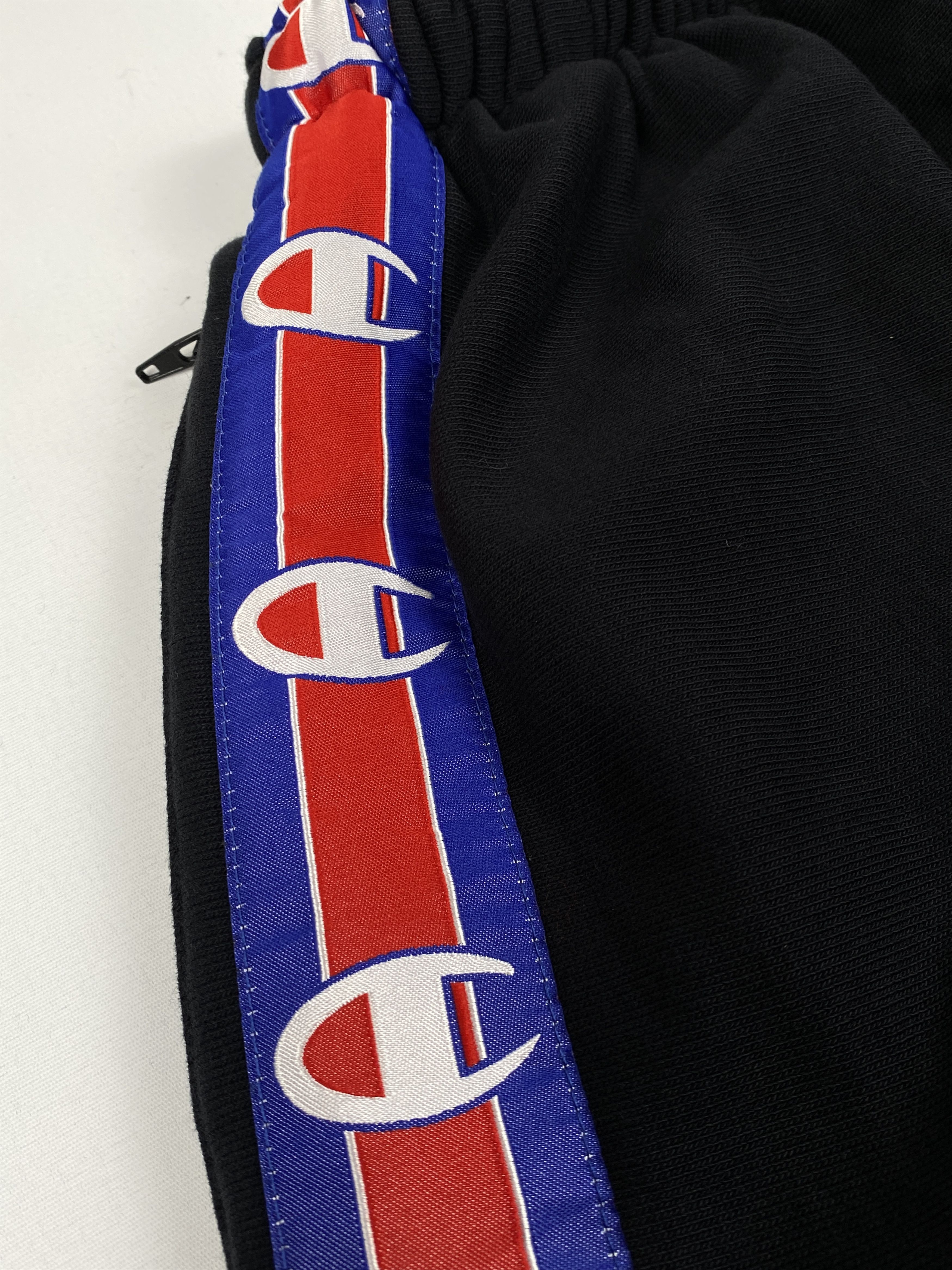 Champion × Vetements S/S 2017 Side Logo Line Shorts Size 22" - 6 Thumbnail