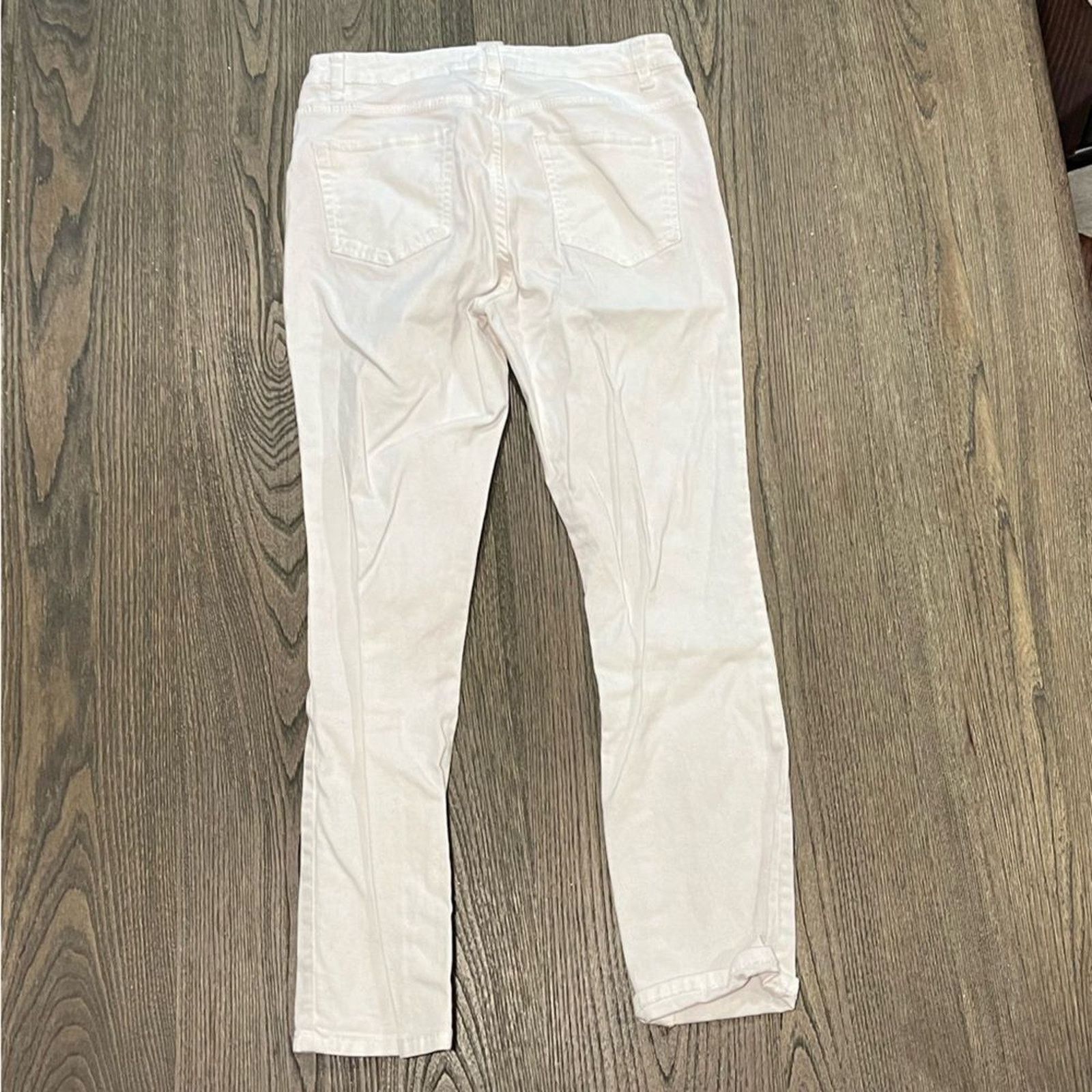 H&M L.O.G.G H&M White Mid-Rise Skinny Jeans Size 8 Size 30" / US 8 / IT 44 - 11 Thumbnail
