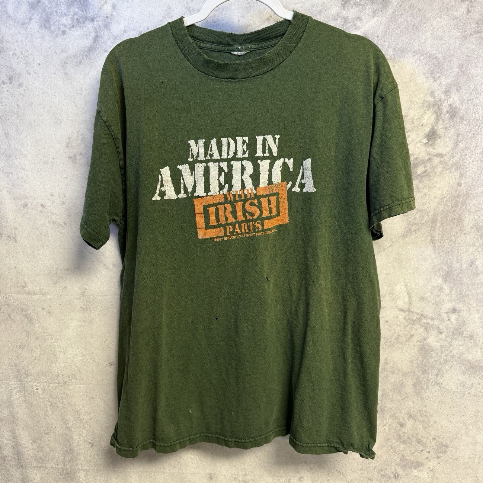 Vintage Vintage Made in America With Irish Parts 90s T Shirt Men’s L Size US L / EU 52-54 / 3 - 2 Thumbnail