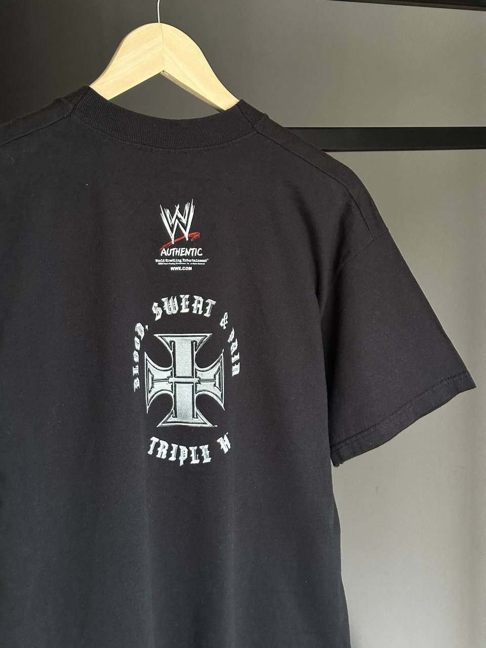 WWE Vintage 2004 WWE Triple H Wrestling USA T Shirt Black Size US L / EU 52-54 / 3 - 8 Thumbnail